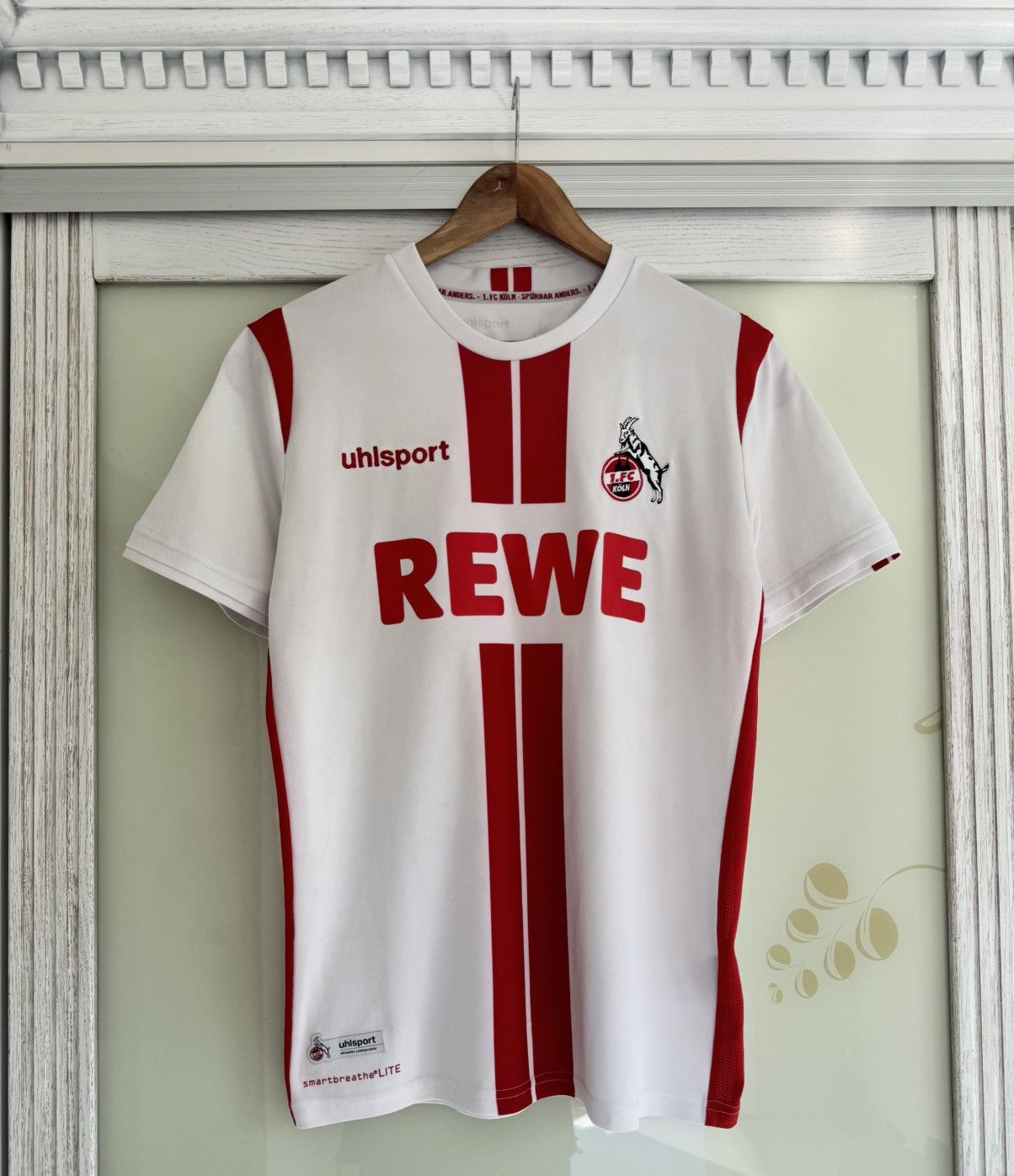 Other FC Koln 2020-2021 Home Soccer Jersey Football Kit Shirt Size US M / EU 48-50 / 2 - 1 Thumbnail