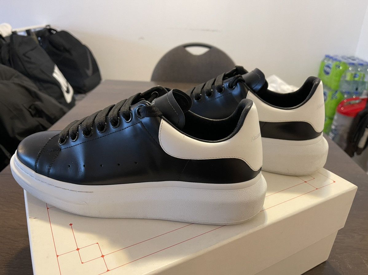 Alexander McQueen Oversized Alexander Maqueen sneaker Size US 7.5 / EU 40-41 - 7 Thumbnail