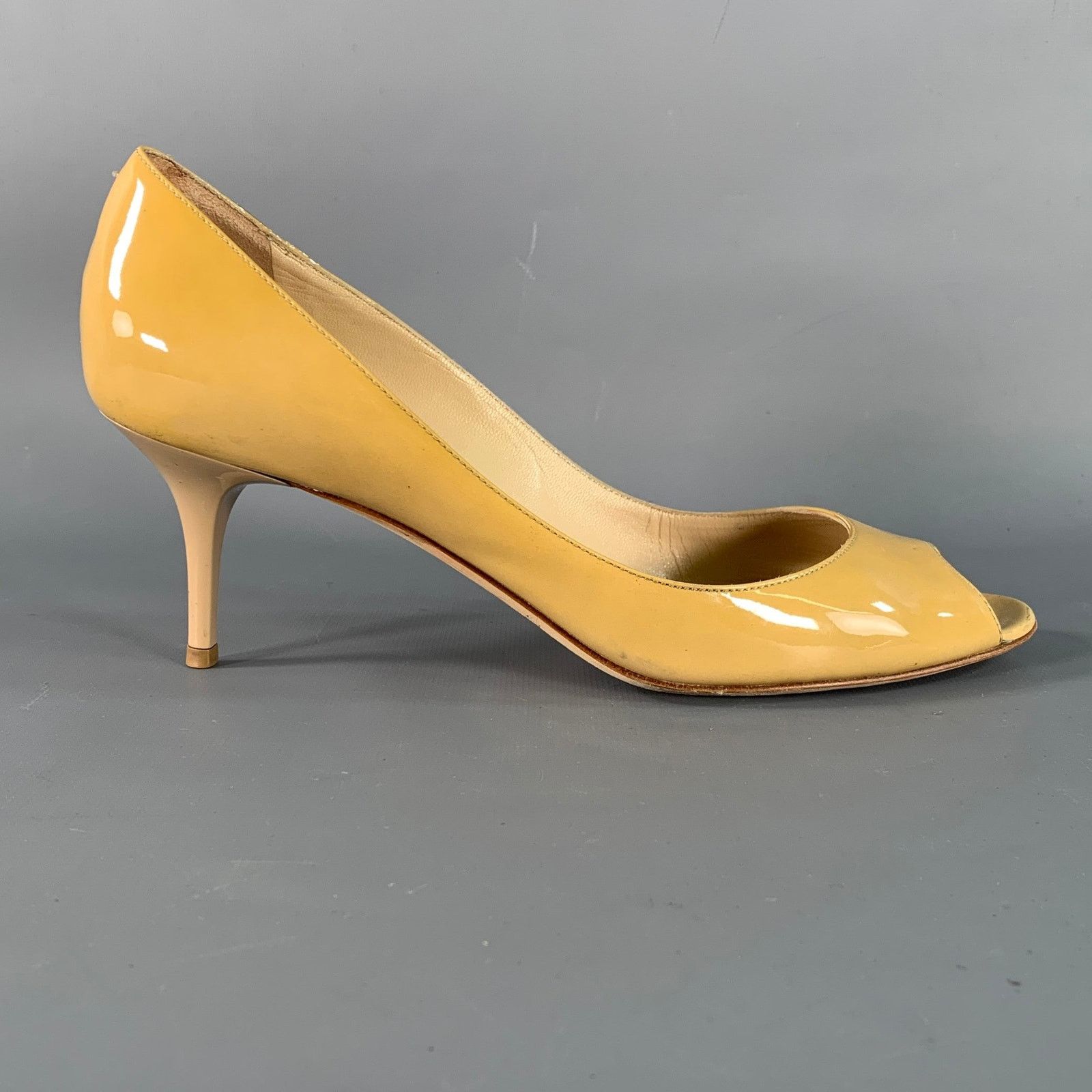 Jimmy Choo JIMMY CHOO Size 8 Tan Patent Leather Peep Toe Pumps Size US 8 / IT 38 - 2 Thumbnail