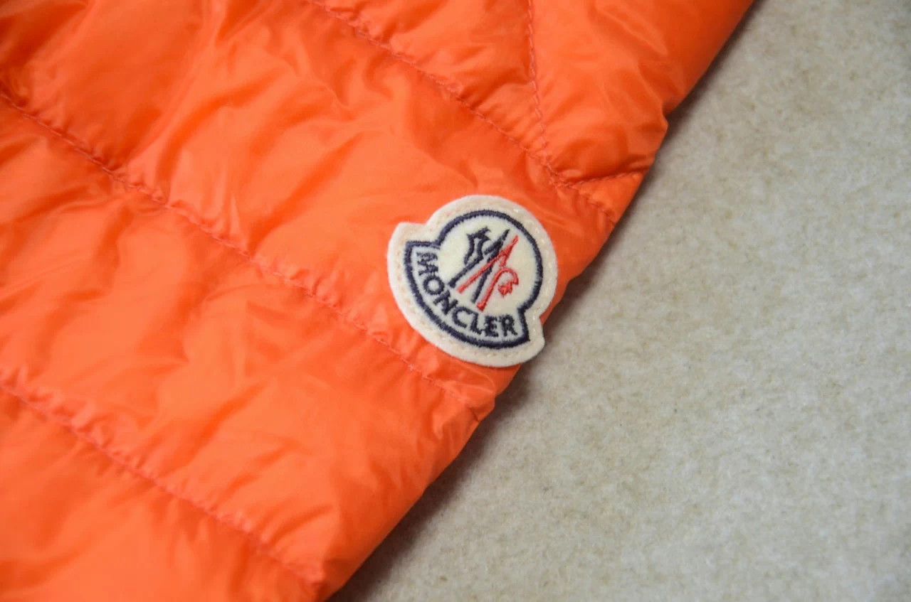 Moncler Moncler orange lightweight down logo S unisex jacket Size US S / EU 44-46 / 1 - 4 Thumbnail