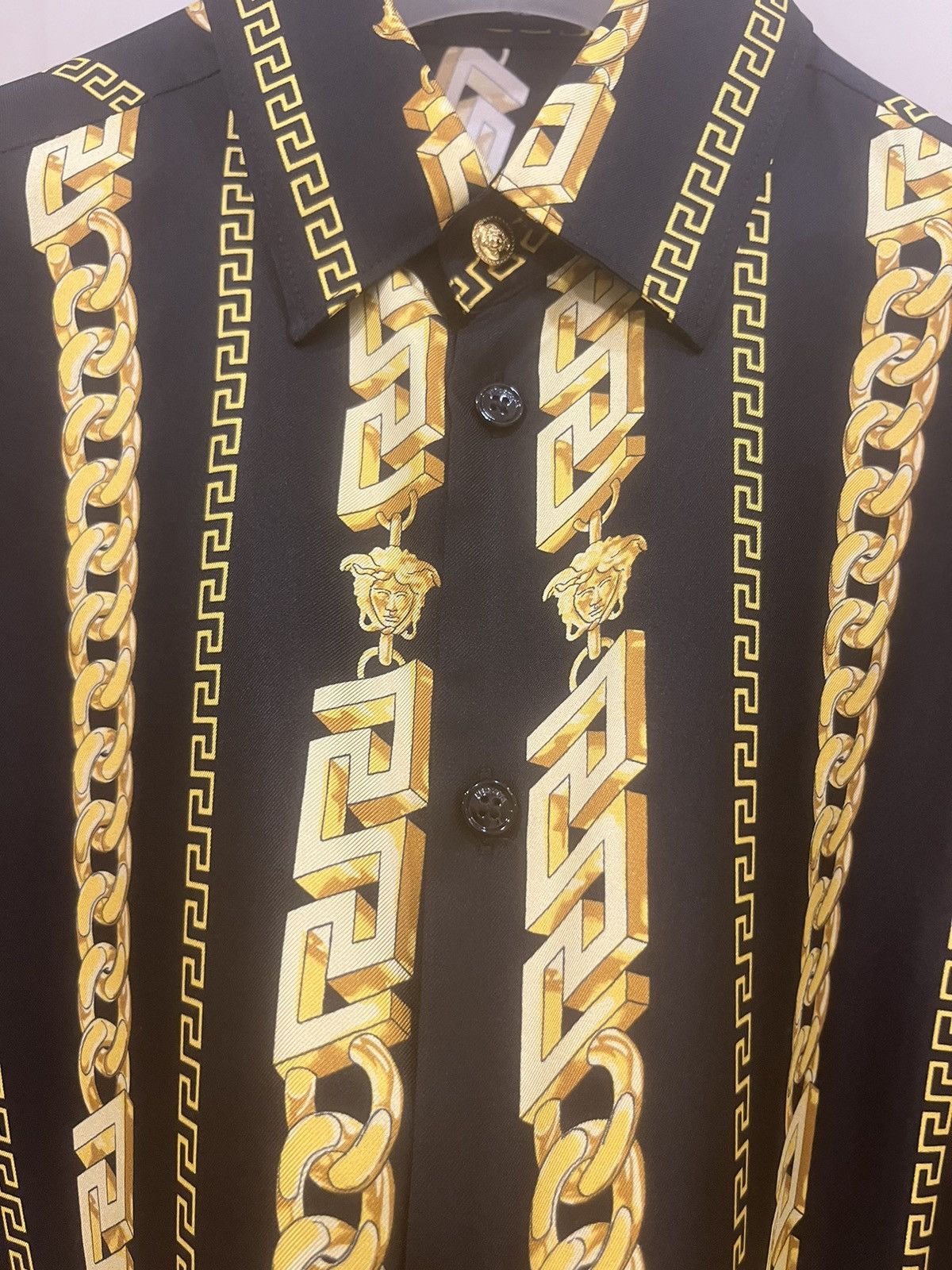 Versace chain print silk.shirt size48 Size US M / EU 48-50 / 2 - 10 Thumbnail