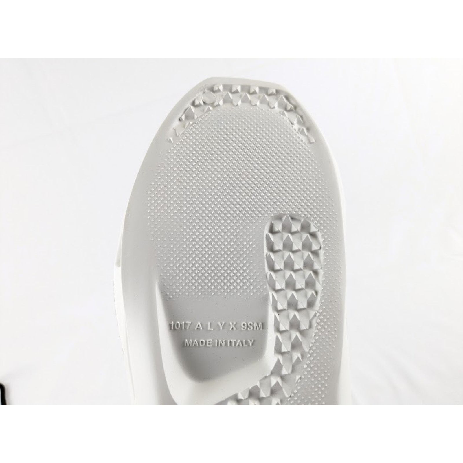 o1rshd1 Mono Slip on in White main image 8