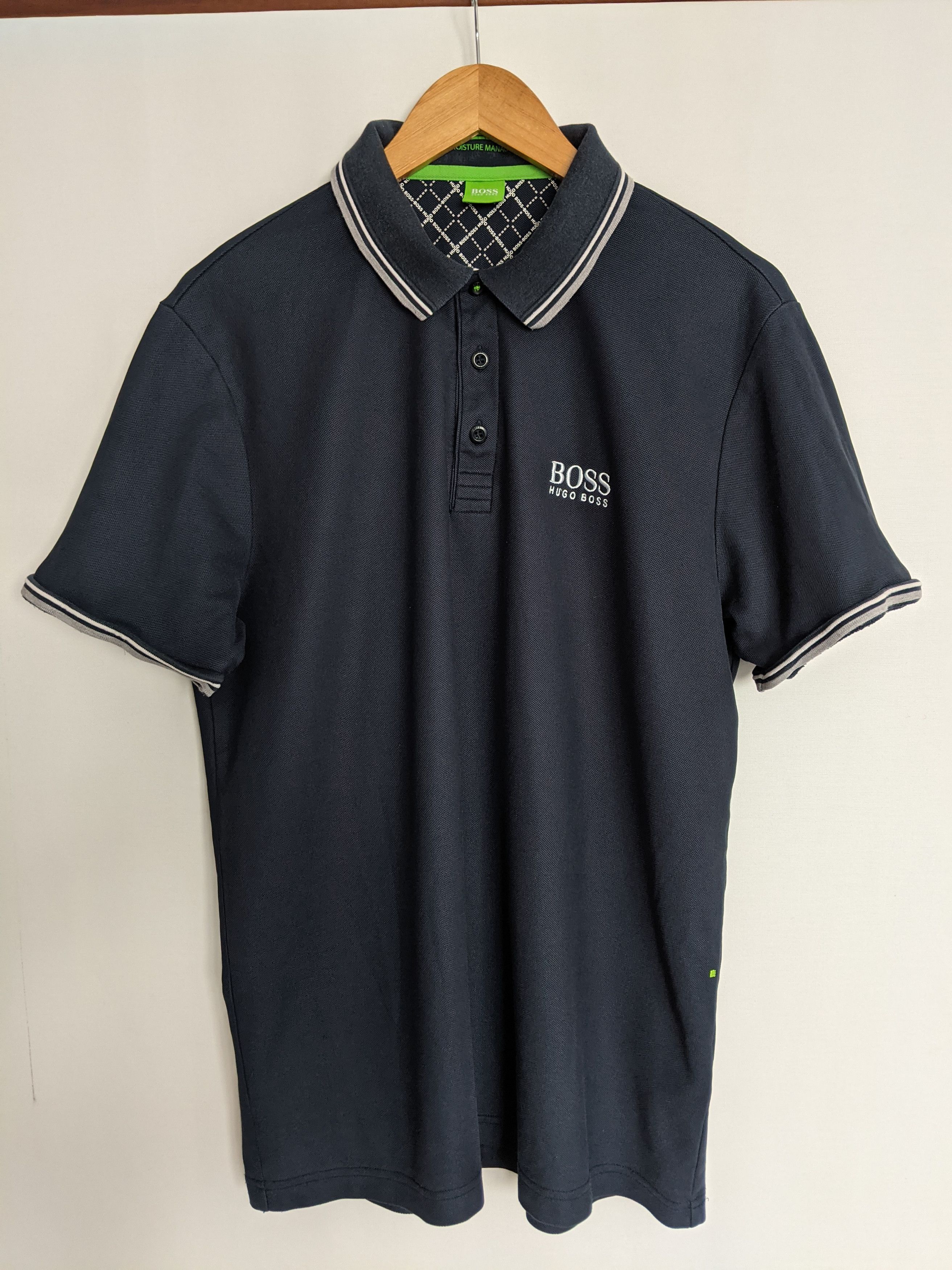 Hugo Boss Hugo Boss Mens Polo size XL Size US XL / EU 56 / 4 - 1 Thumbnail