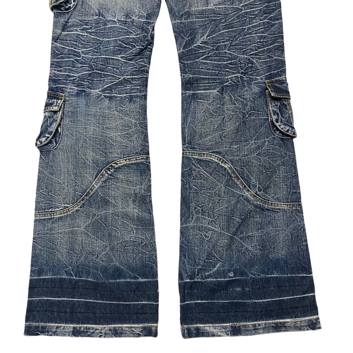 Japanese Brand Japanese Brand TOPISM Cargo Denim Flare Pants Bleach Size US 34 / EU 50 - 12 Thumbnail