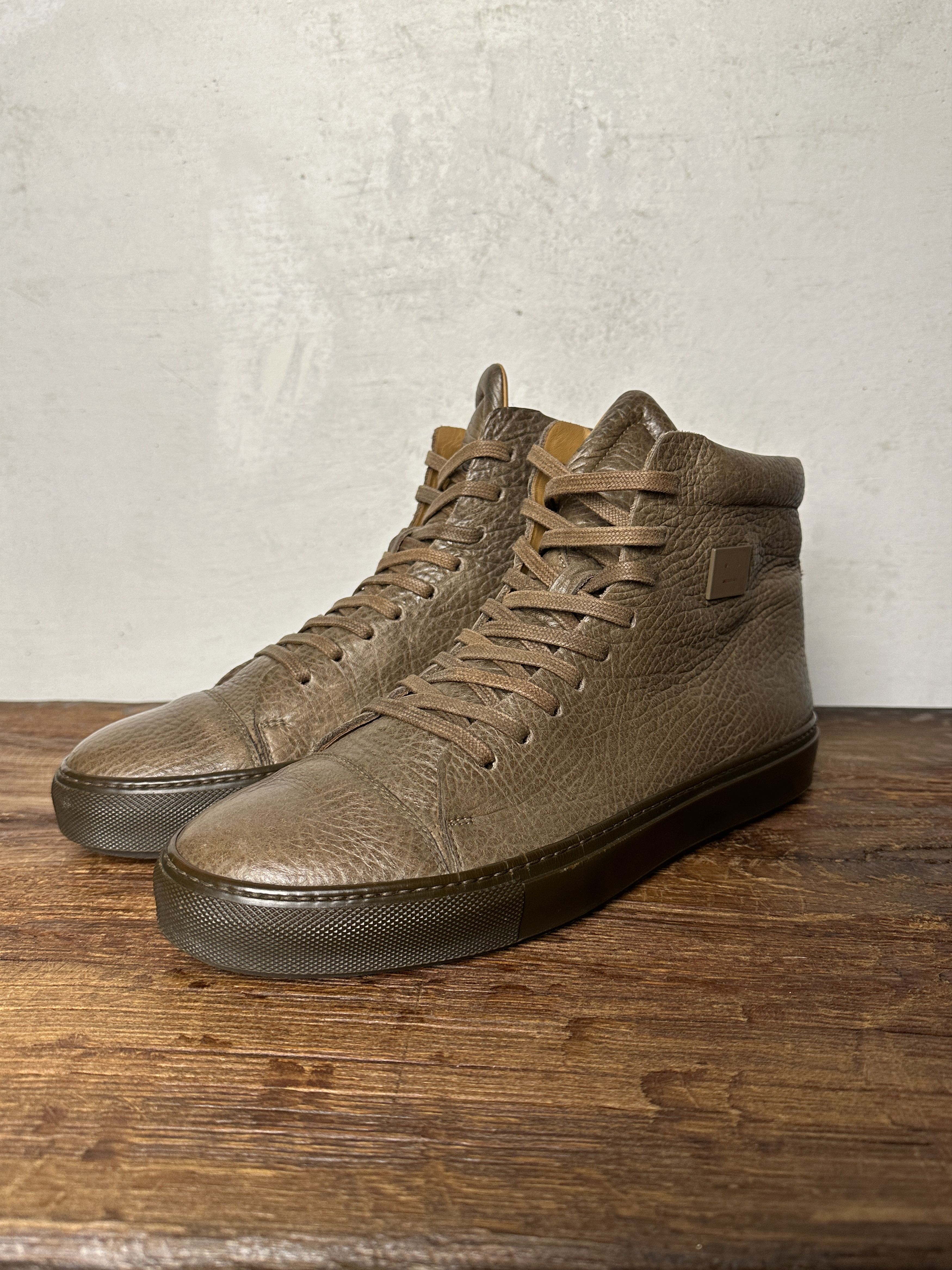 Acne Studios ACNE STUDIOS LOGO BROWN LEATHER HIGH TOP SNEAKERS Size US 10 / EU 43 - 3 Thumbnail