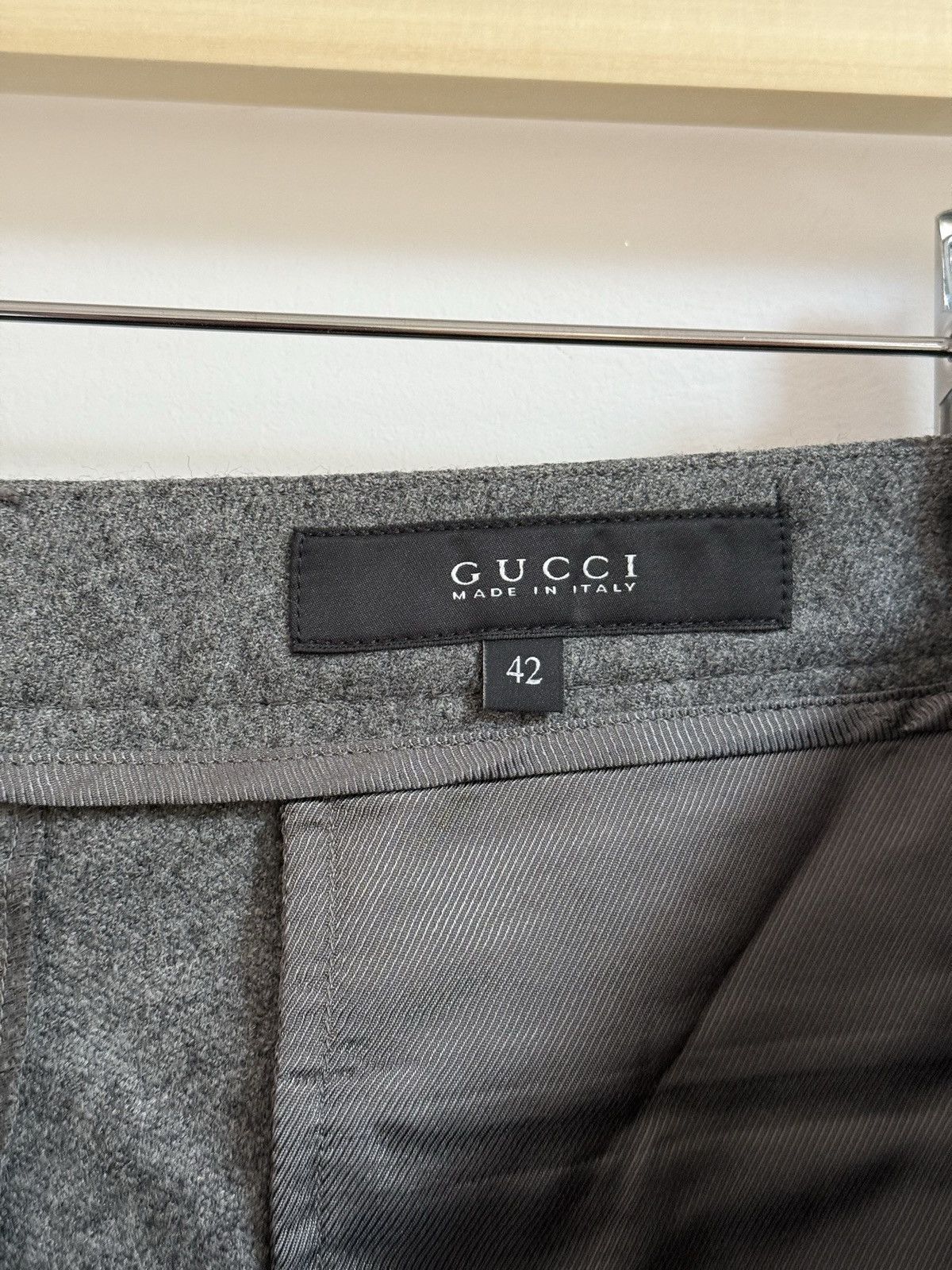 Designer × Gucci × Vintage Gucci Grey Wool and Cashmere Mini Shorts Size 30" / US 8 / IT 44 - 6 Thumbnail