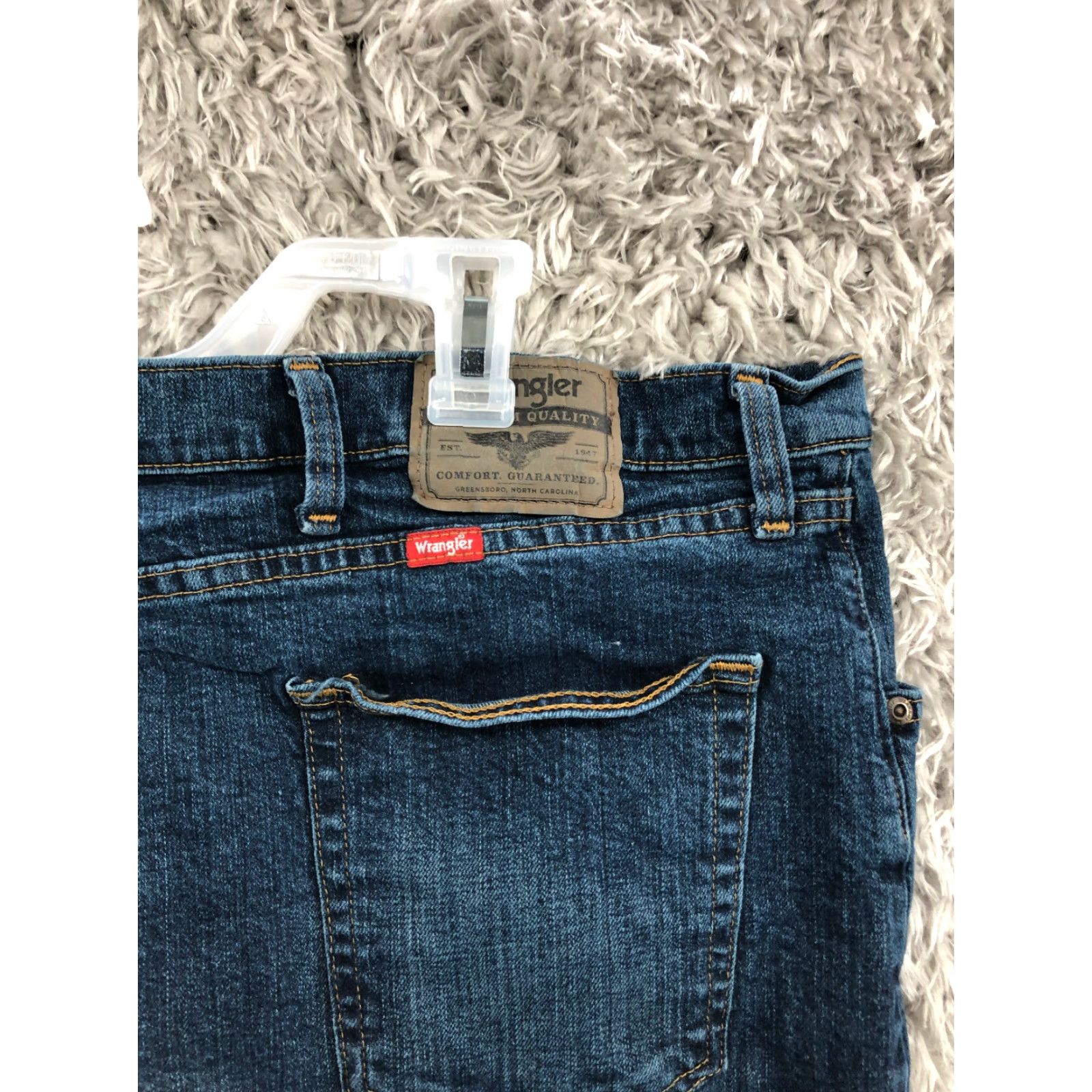 Wrangler Wrangler Jeans Mens 44x30 Mid Rise Straight Leg Dark Wash Blue Denim Size US 44 / EU 60 - 6 Thumbnail