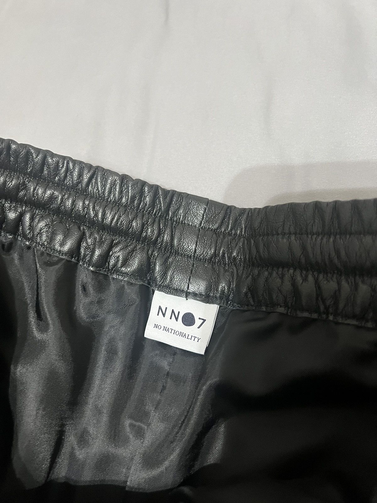 NN07 Nn07 No Nationality Leather Keanu 8232 Shorts Black Size US 31 - 6 Thumbnail