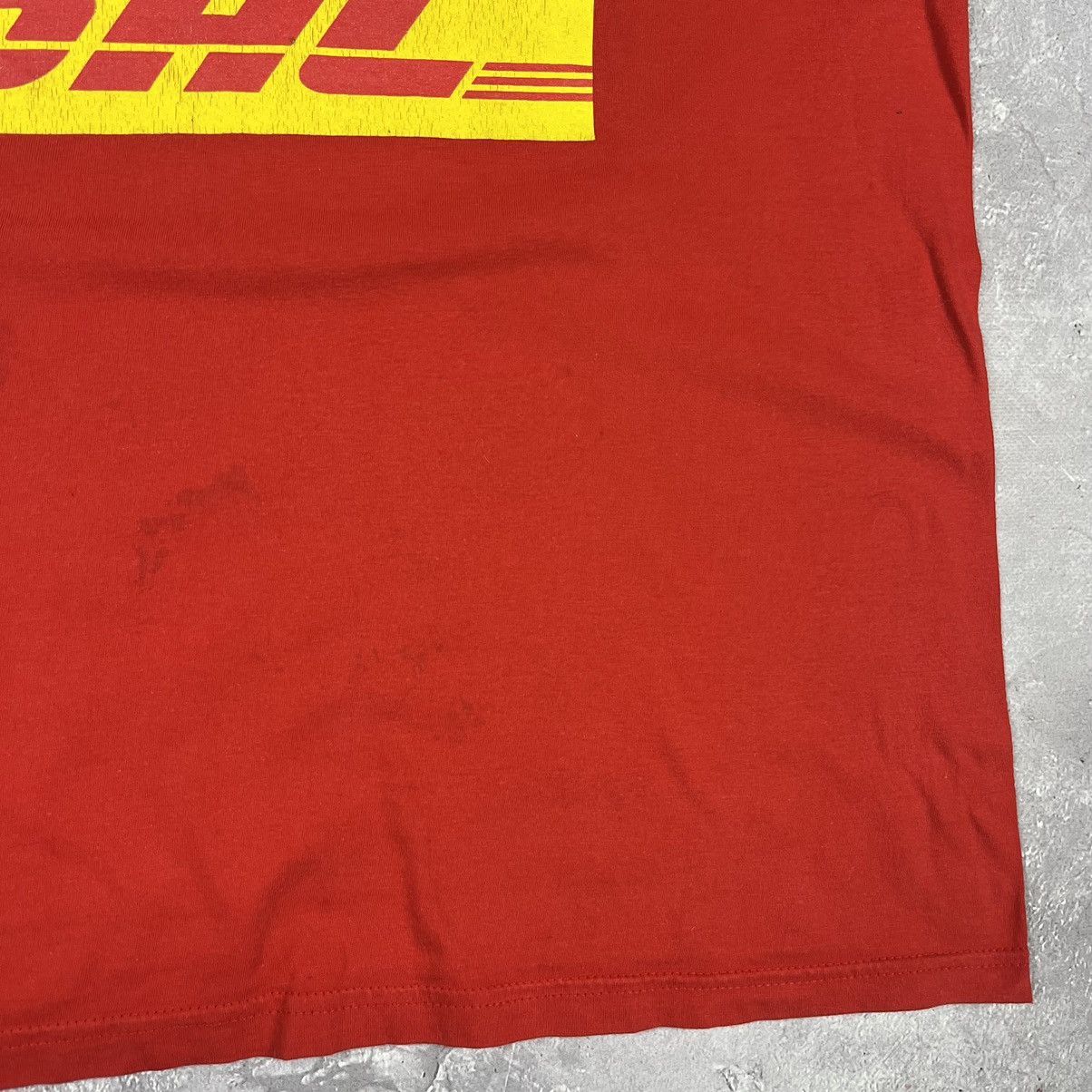 Vintage Vintage Manchester United T-Shirt DHL Red soccer football Size US L / EU 52-54 / 3 - 3 Thumbnail