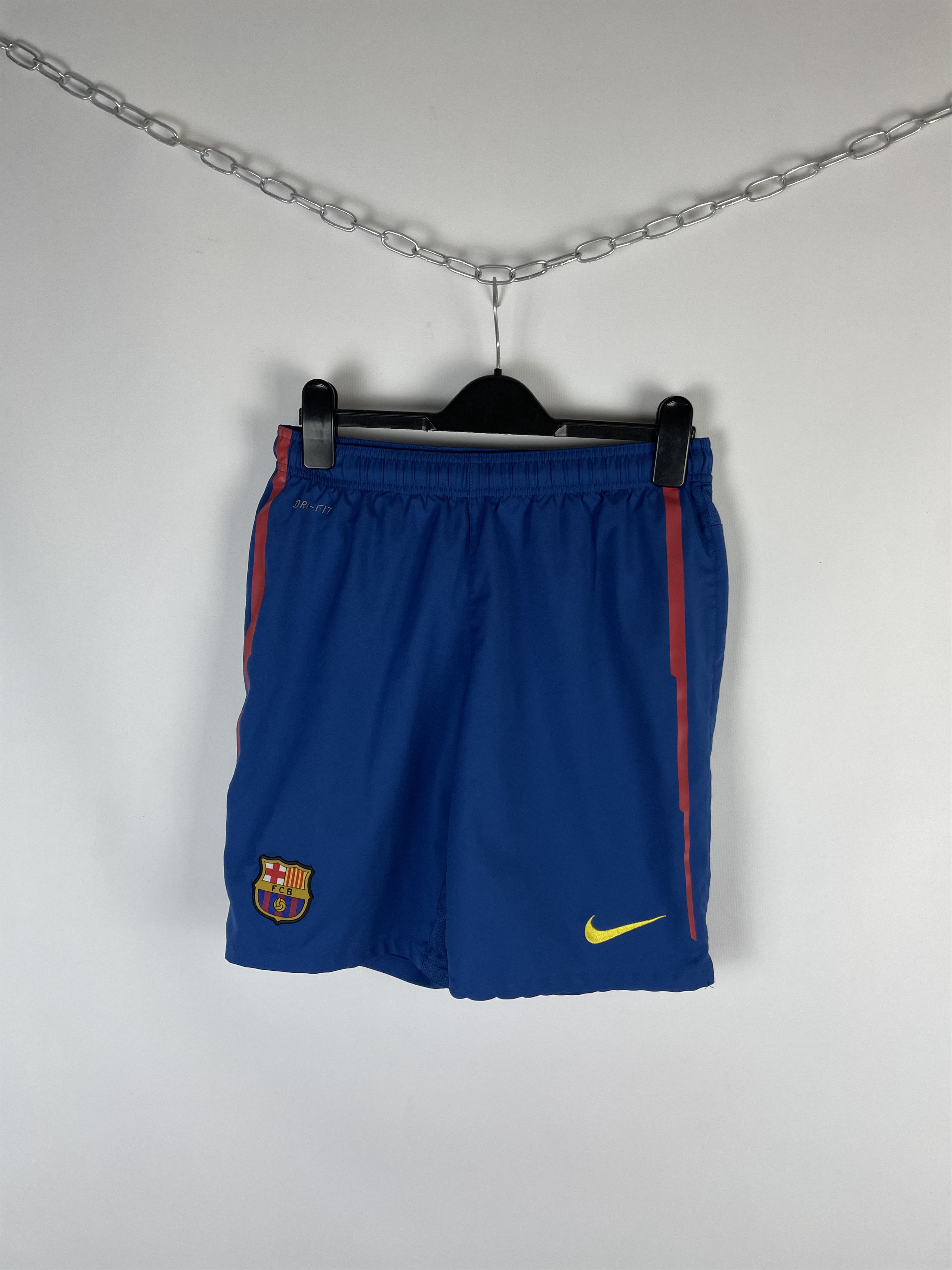 Nike Vintage Nike shorts Barcelona Size US 30 / EU 46 - 3 Thumbnail