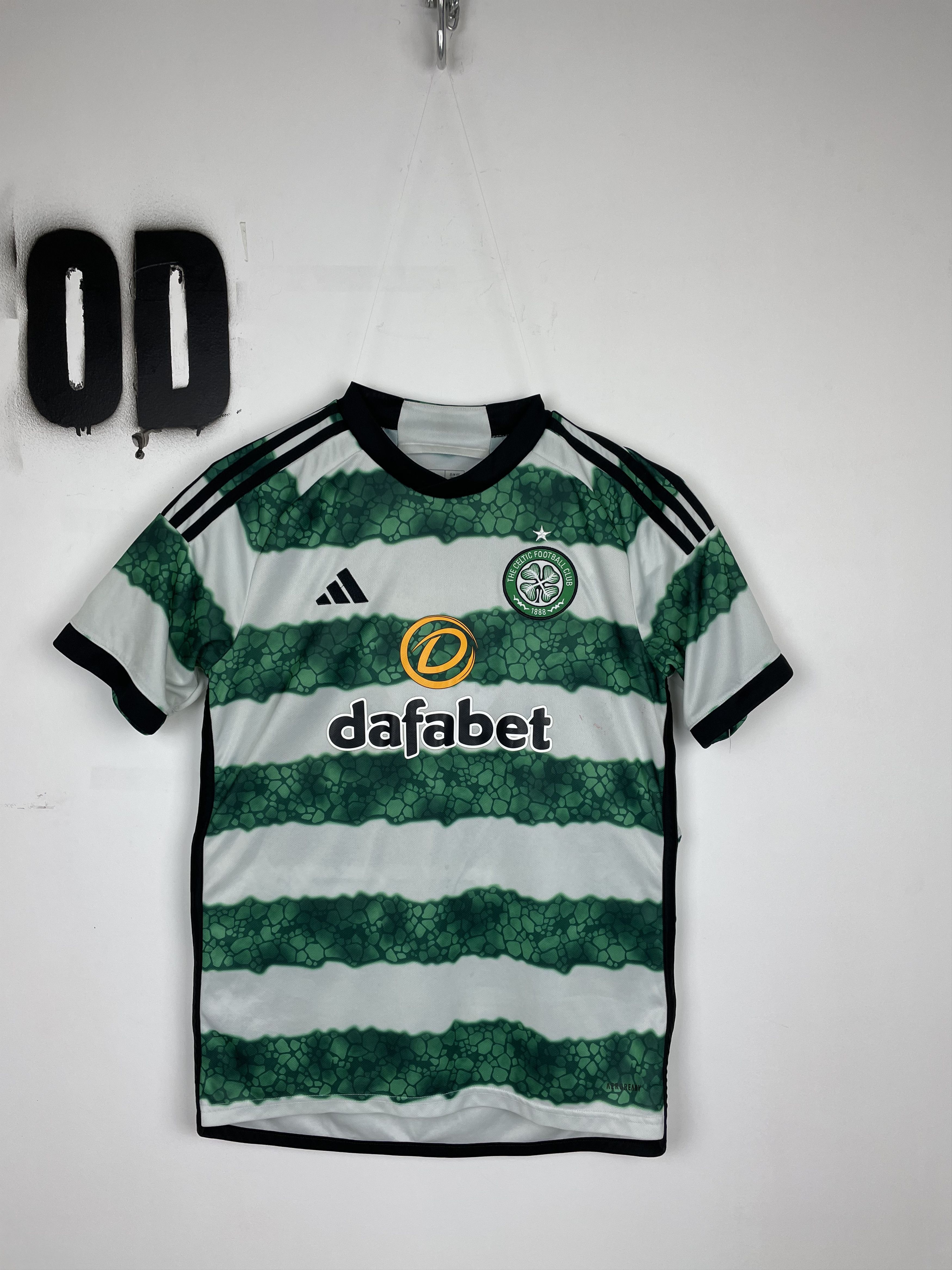 Adidas Adidas Celtic 2023-2024 Home Jersey Size M Size US M / EU 48-50 / 2 - 1 Thumbnail