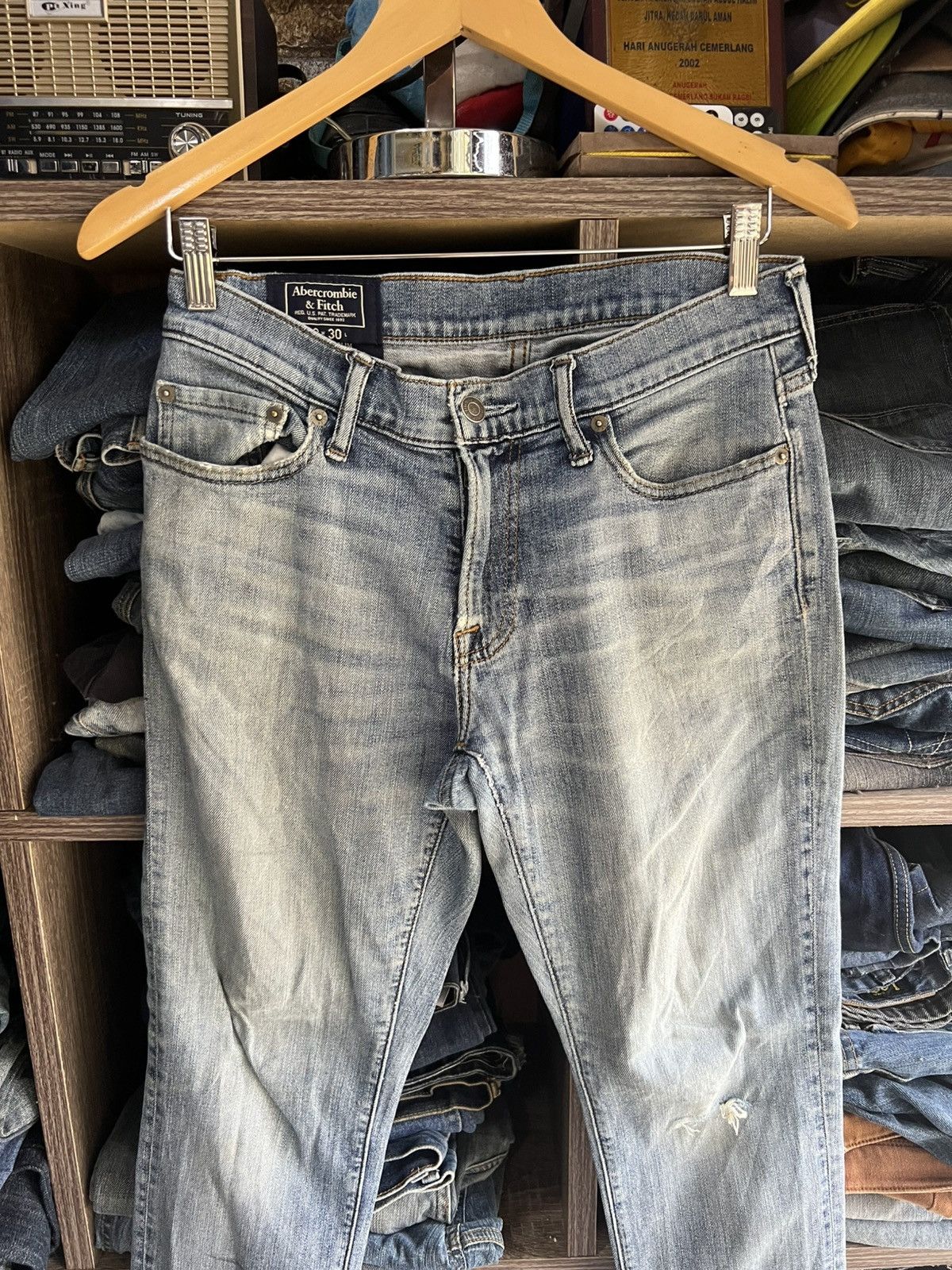 Abercrombie & Fitch 🔥Abercrombie&Fitch Langdon Slim Stretch Distressed Denim Size US 30 / EU 46 - 4 Thumbnail