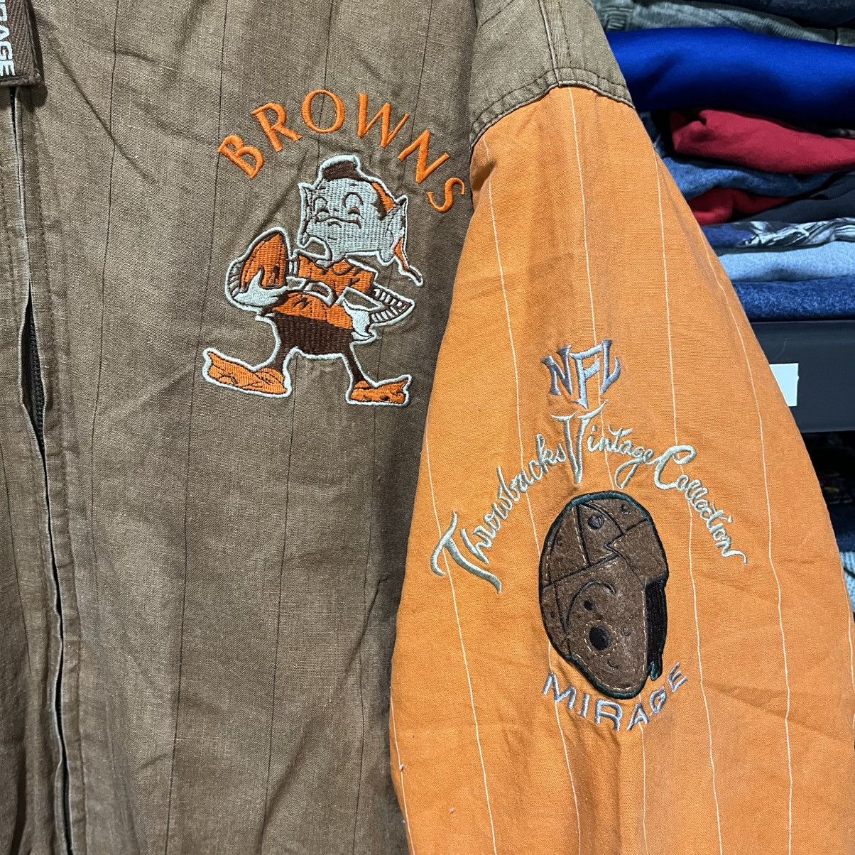 Mirage VINTAGE 90s CLEVELAND BROWNS MIRAGE NFL BOMBER JACKET XL Size US XL / EU 56 / 4 - 4 Thumbnail