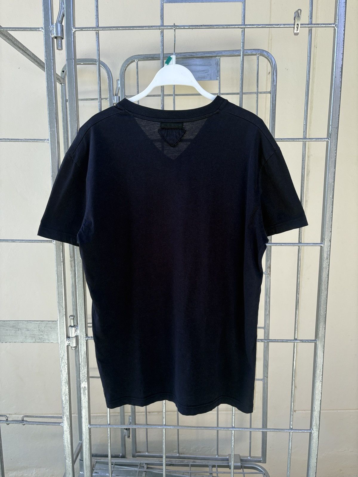 Prada Prada black v neck T-shirt Size US M / EU 48-50 / 2 - 6 Thumbnail