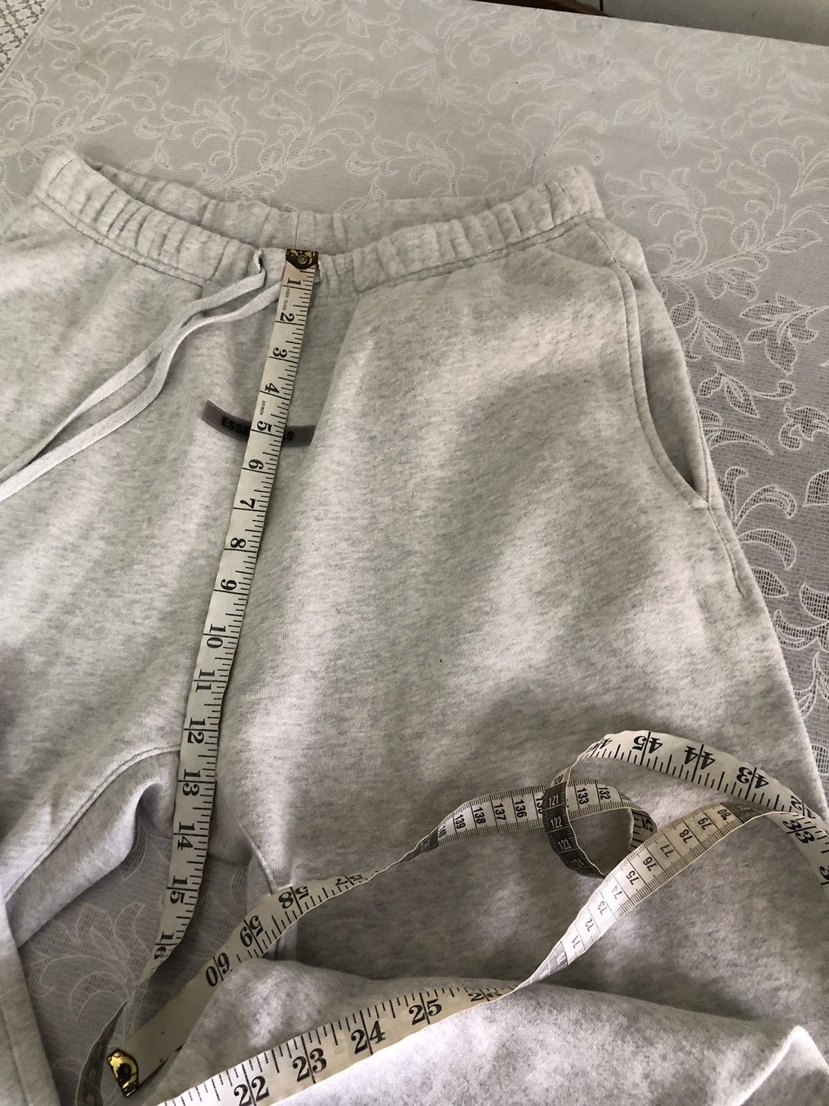 Essentials Essentials x Fear of God Gray Core Sweatpants Size US 33 - 18 Thumbnail