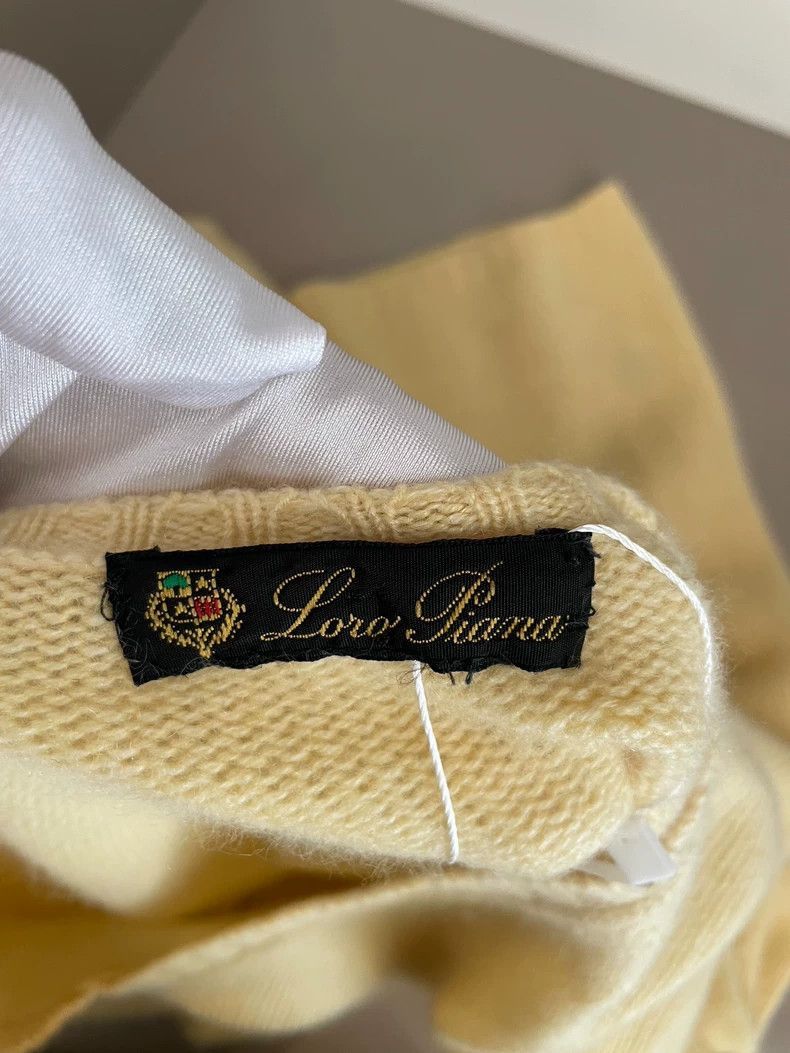 Loro Piana Loro Piana Yellow Cashmere V-Neck Sweater- Size US L / EU 52-54 / 3 - 2 Thumbnail