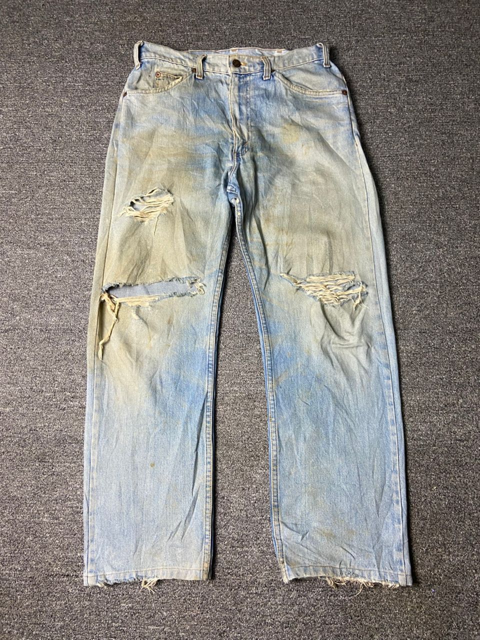 Levi's Levis Strauss Co. Ripped Denim Jeans (158) Size US 30 / EU 46 - 1 Thumbnail