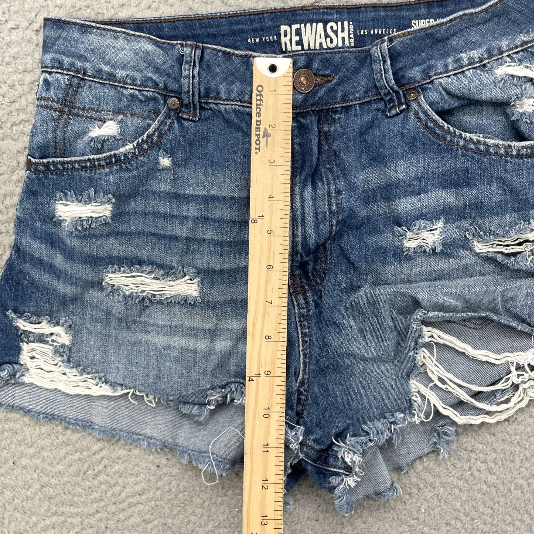 Vintage Rewash Shorts Women's 30 Cut Off Denim Daisy Dukes 90's Y2K Grunge Festival Blue 2.0 in. Size 30" / US 8 / IT 44 - 4 Thumbnail
