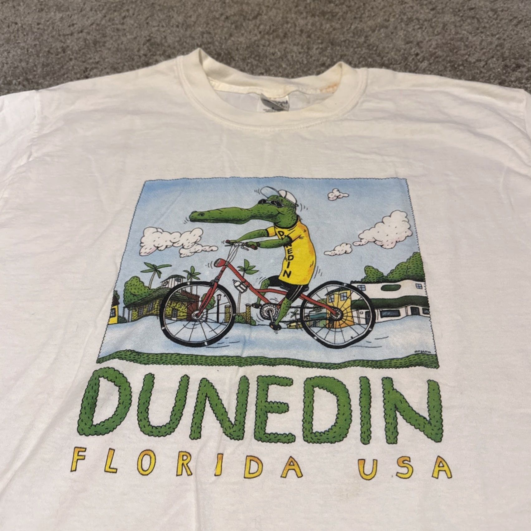 Gildan VINTAGE Y2K Alligator Bicycle Art Cartoon Dunedin Florida White T-Shirt Large Mens Gildan Regular L Size US L / EU 52-54 / 3 - 3 Thumbnail