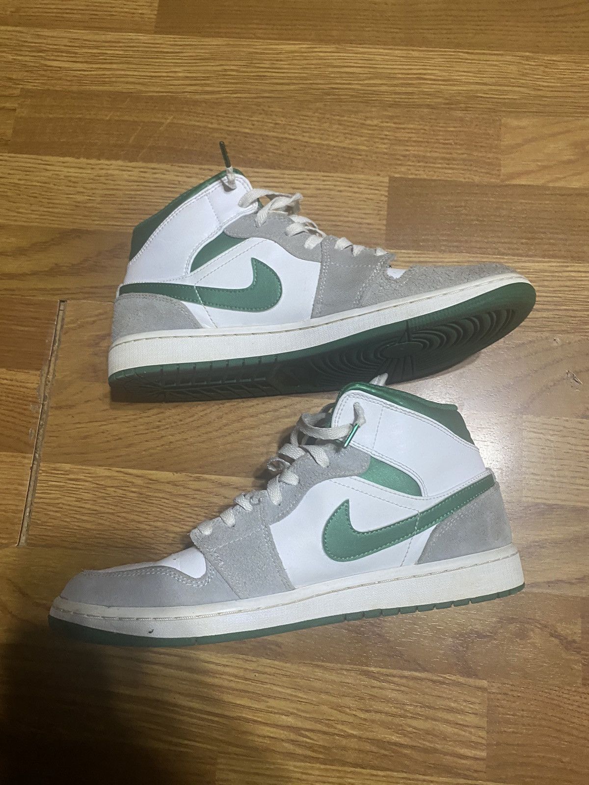 Jordan Brand Jordan 1 grey pines Size US 9.5 / EU 42-43 - 2 Thumbnail