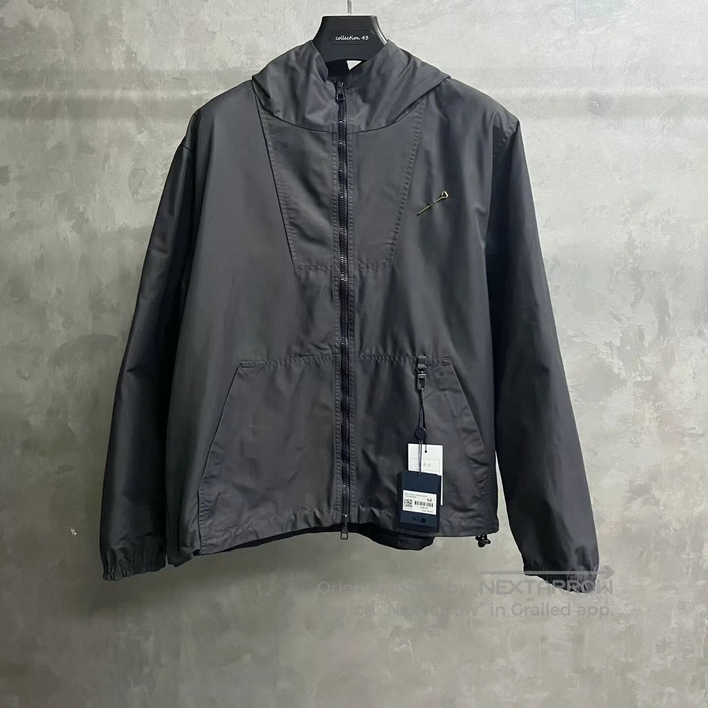Louis Vuitton Louis Vuitton Solid-color double-sided nylon jacket| Size US L / EU 52-54 / 3 - 1 Thumbnail