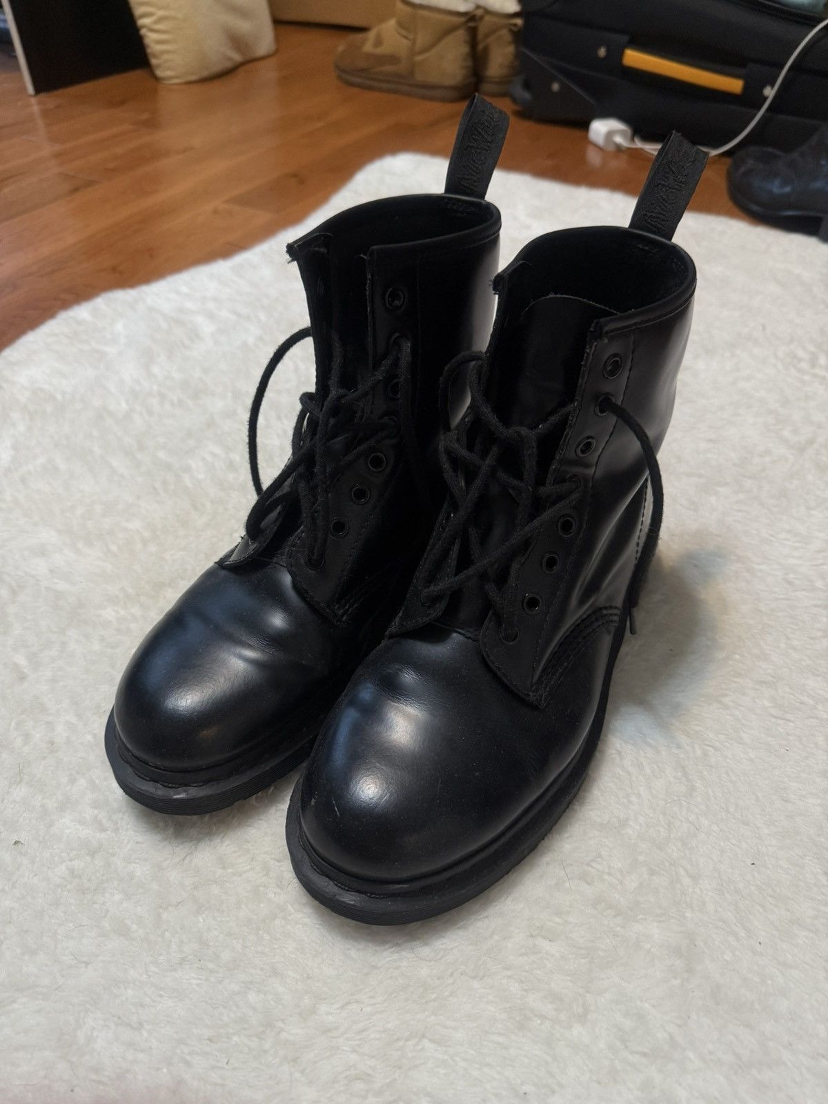 dr martens boots