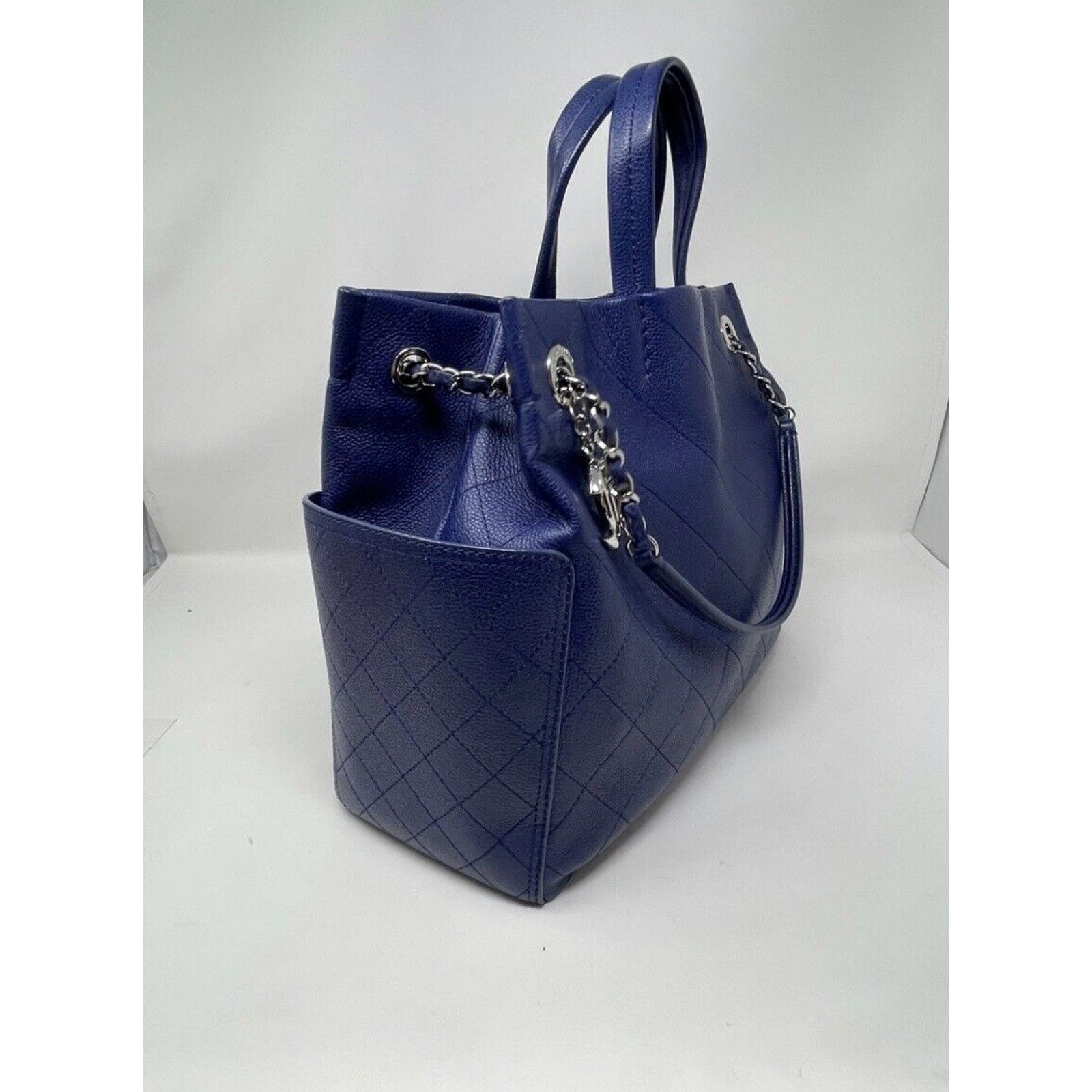 Chanel CHANEL Quilted Blue Caviar Leather Pocket Chain CC Charm Size ONE SIZE - 5 Thumbnail