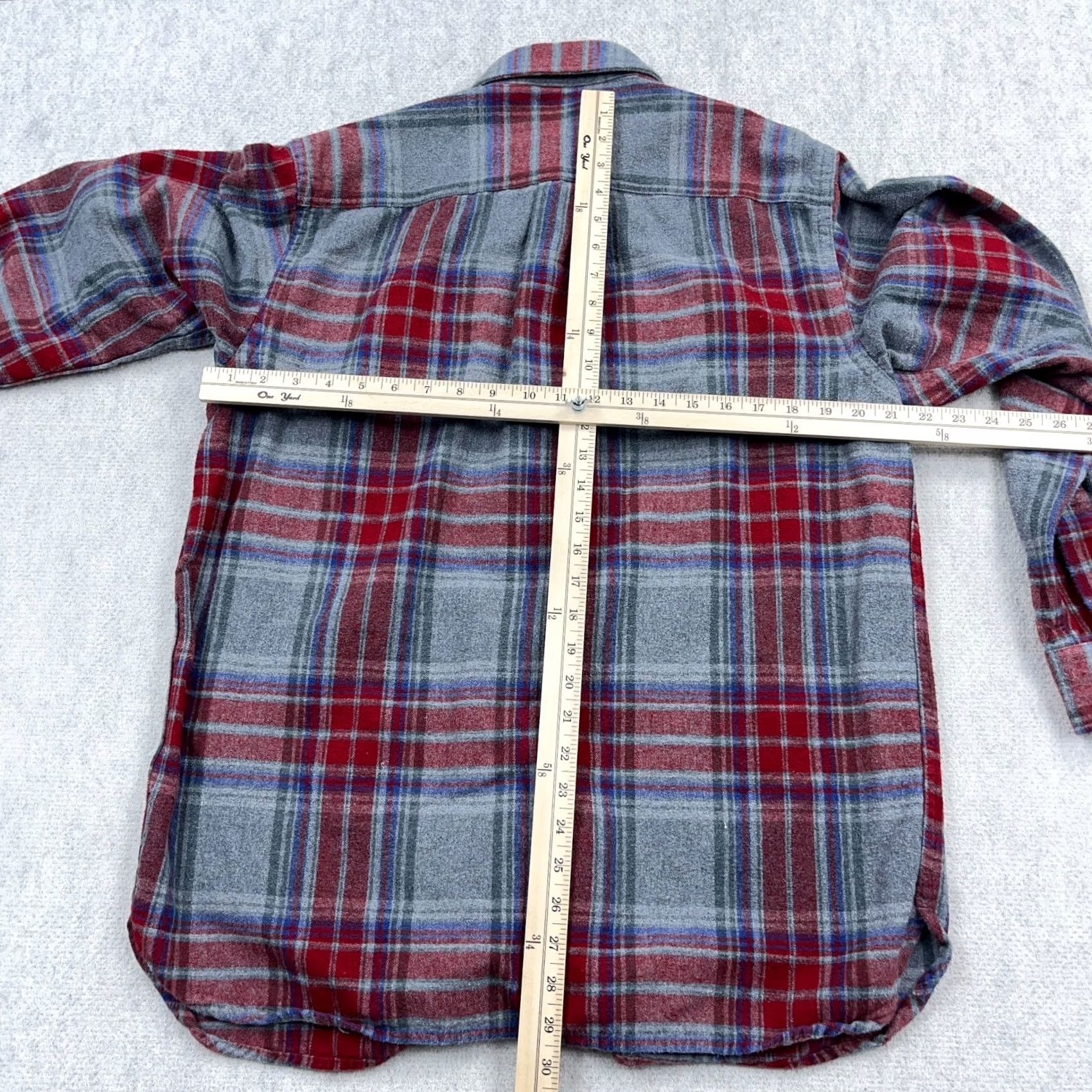 Vintage VINTAGE L.L.Bean Shirt Men M Red Plaid Chamois Cloth Heavyweight Button-Up 90s Classic Casual Mens Size US M / EU 48-50 / 2 - 4 Thumbnail