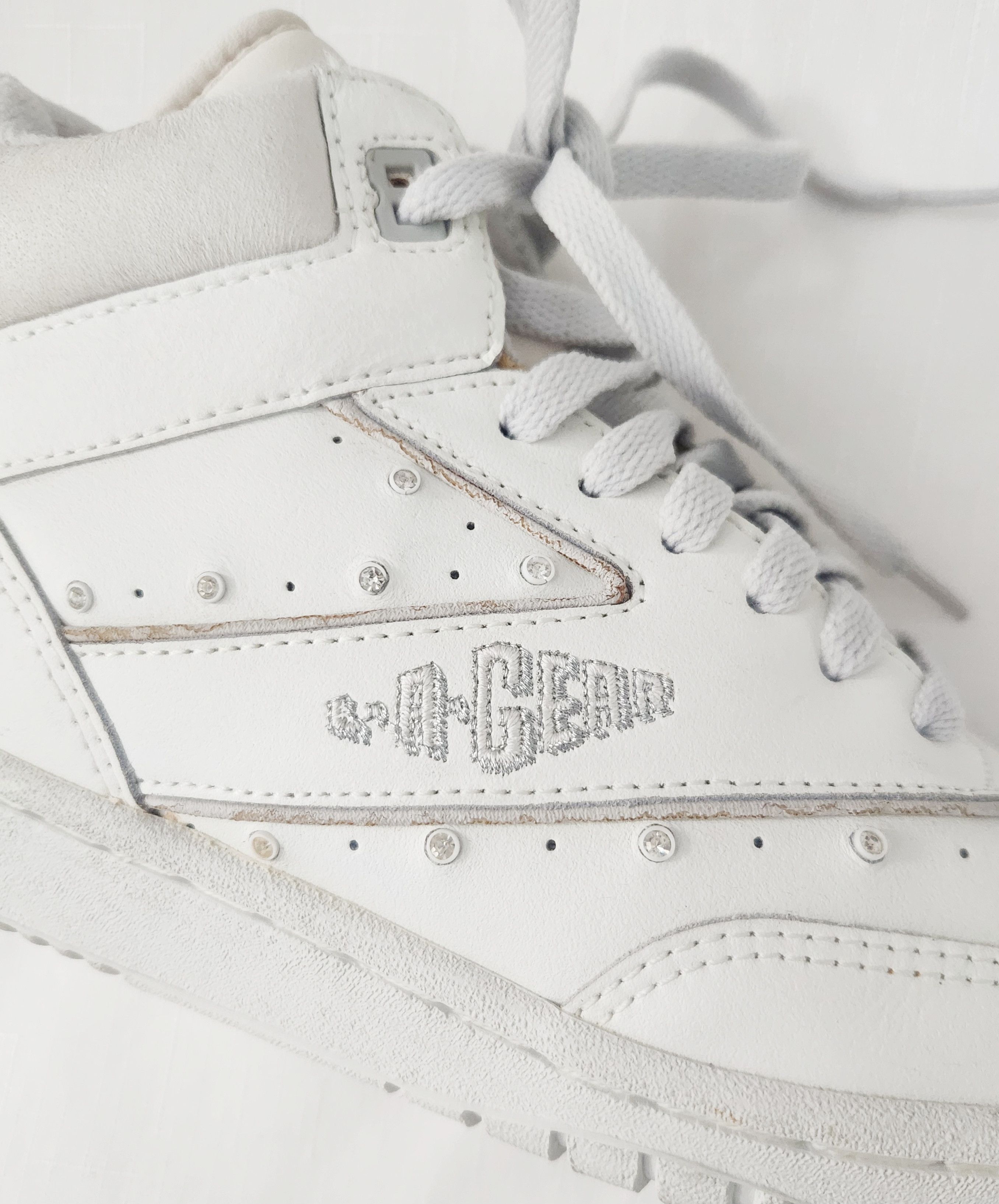 La Gear × Vintage L.A Gear Vintage Rare Womens Size 8 1993 Hi white rhinestone Size US 8 / IT 38 - 4 Thumbnail