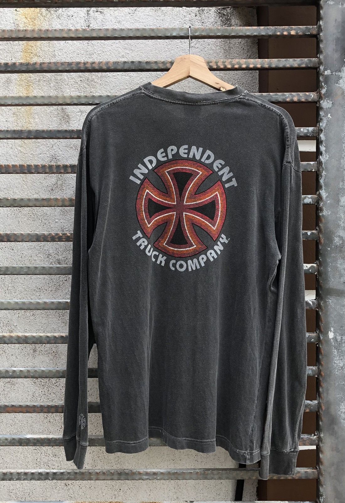 Thrasher Vintage Independent Truck Company Crewneck Size US M / EU 48-50 / 2 - 2 Thumbnail