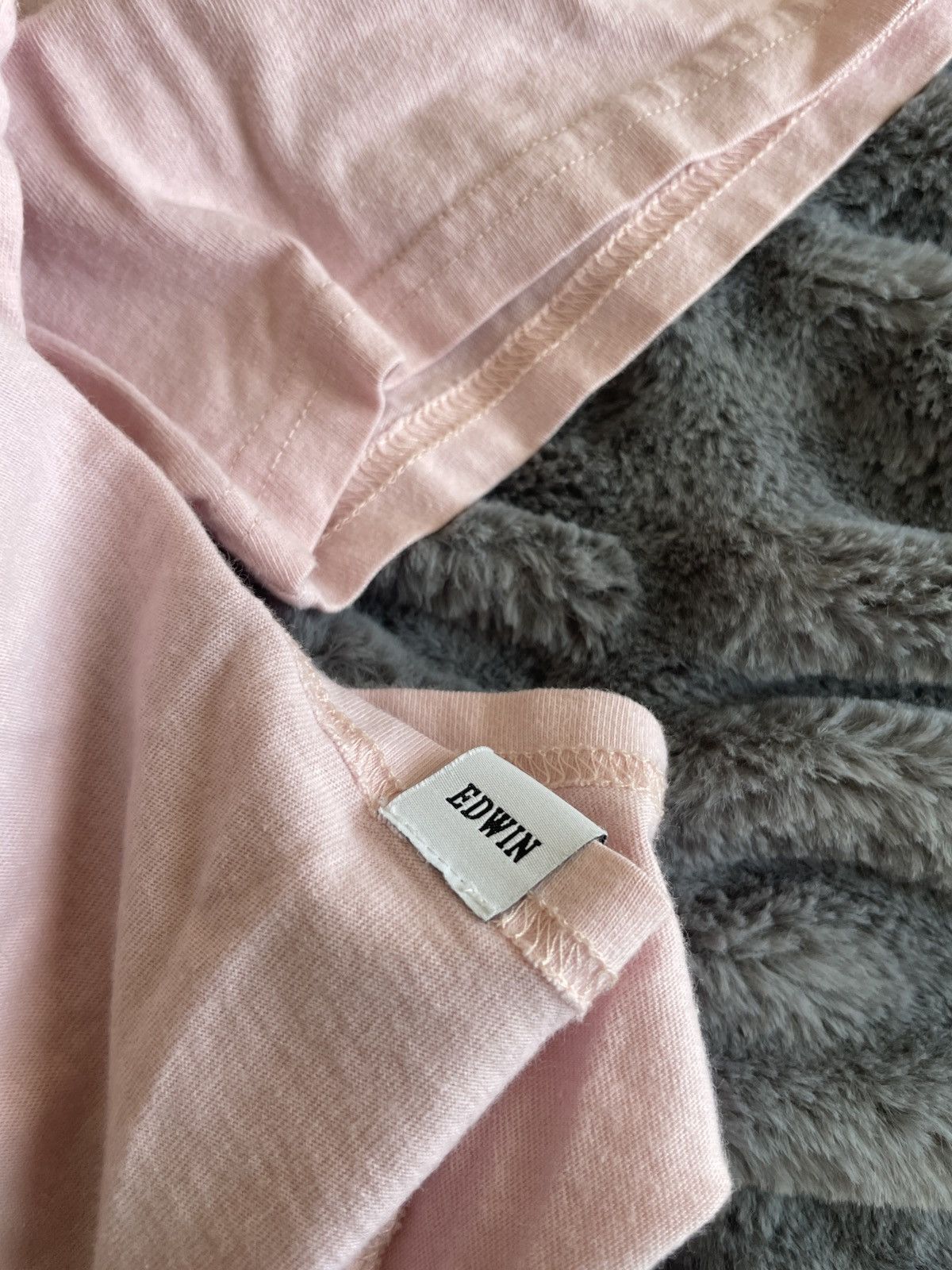 Edwin Powder Pink 1 pocket Tee Size US L / EU 52-54 / 3 - 6 Thumbnail
