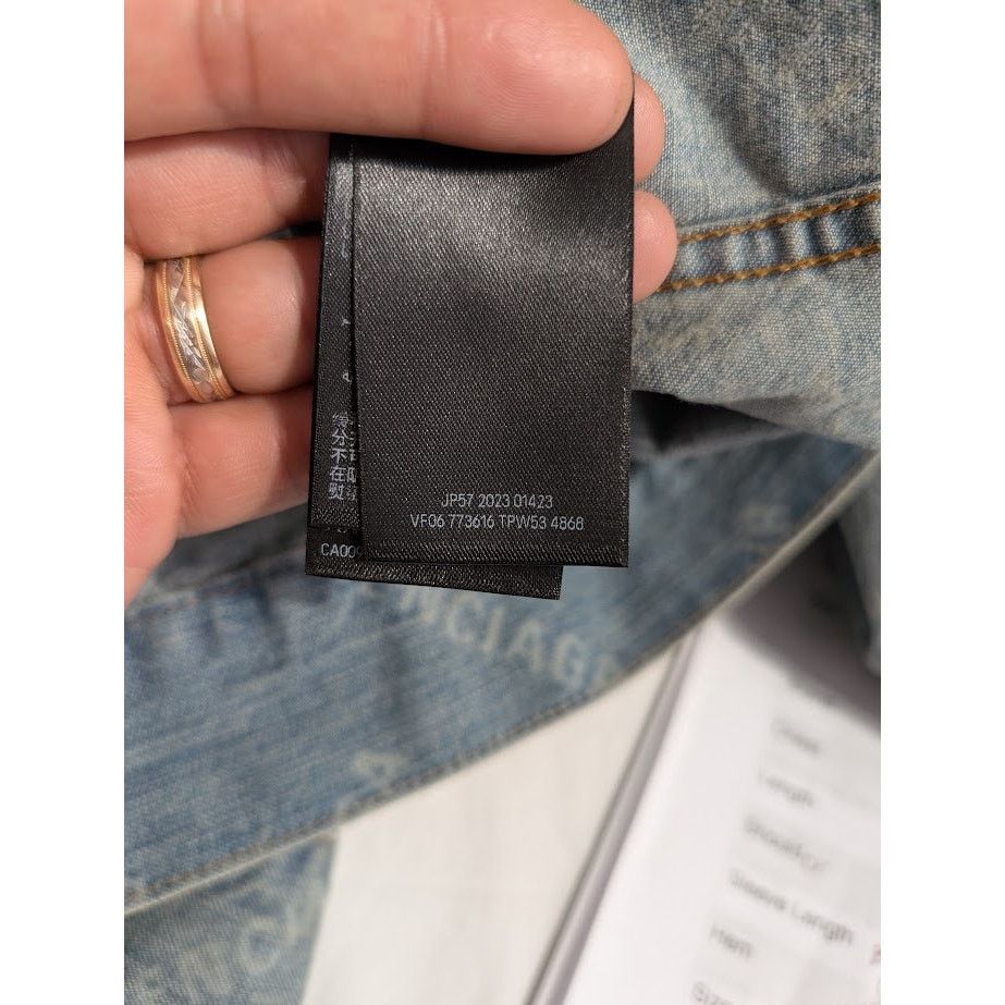Balenciaga o1rshd1 Jacket Japanese Ring Blue Denim in Blonde Ring Size US L / EU 52-54 / 3 - 16 Thumbnail