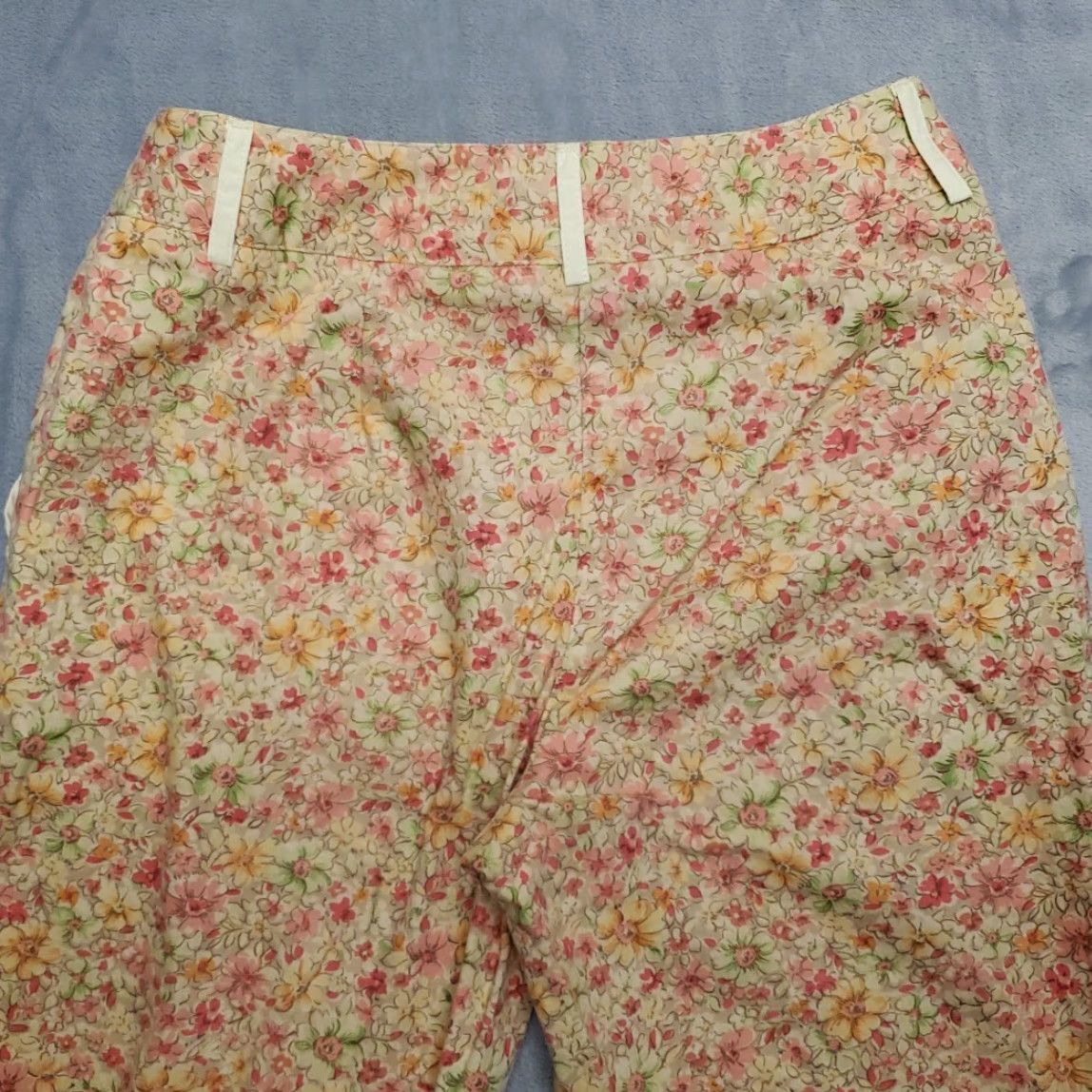 Talbots VINTAGE Talbots Pants Womens 4 Yellow Capri Casual Comfort Cottage USA Floral Pockets Cotton Blend 24in Inseam Womens Size 27" / US 4 / IT 40 - 6 Thumbnail