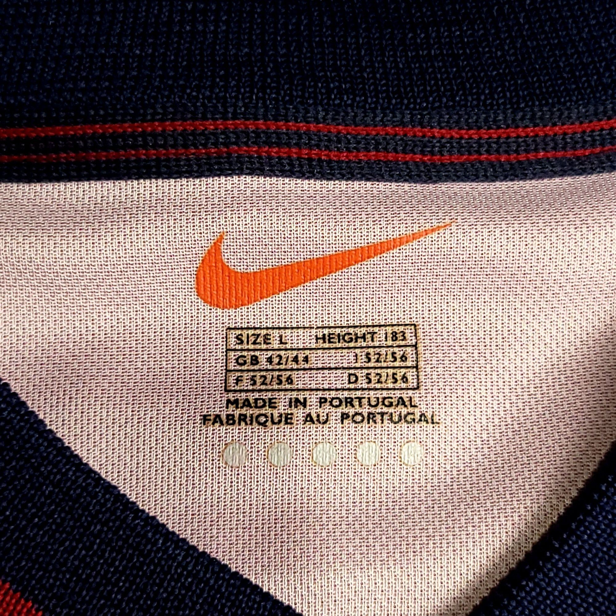 Nike Guardiola Barcelona 1998 1999 Home Soccer Jersey L Size US L / EU 52-54 / 3 - 4 Thumbnail