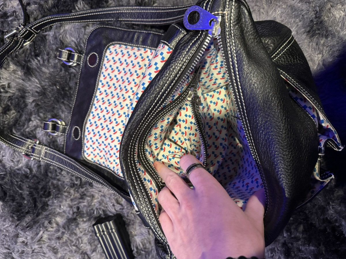 Marc by Marc Jacobs Marc by Marc Jacobs Black Leather Crossbody Bag Size ONE SIZE - 6 Thumbnail