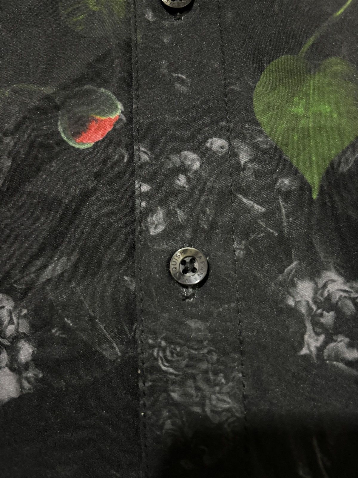 Japanese Brand × Vanquish × Vintage Vintage Vanquish Tokyo Black Rose Shirt Size US S / EU 44-46 / 1 - 9 Thumbnail