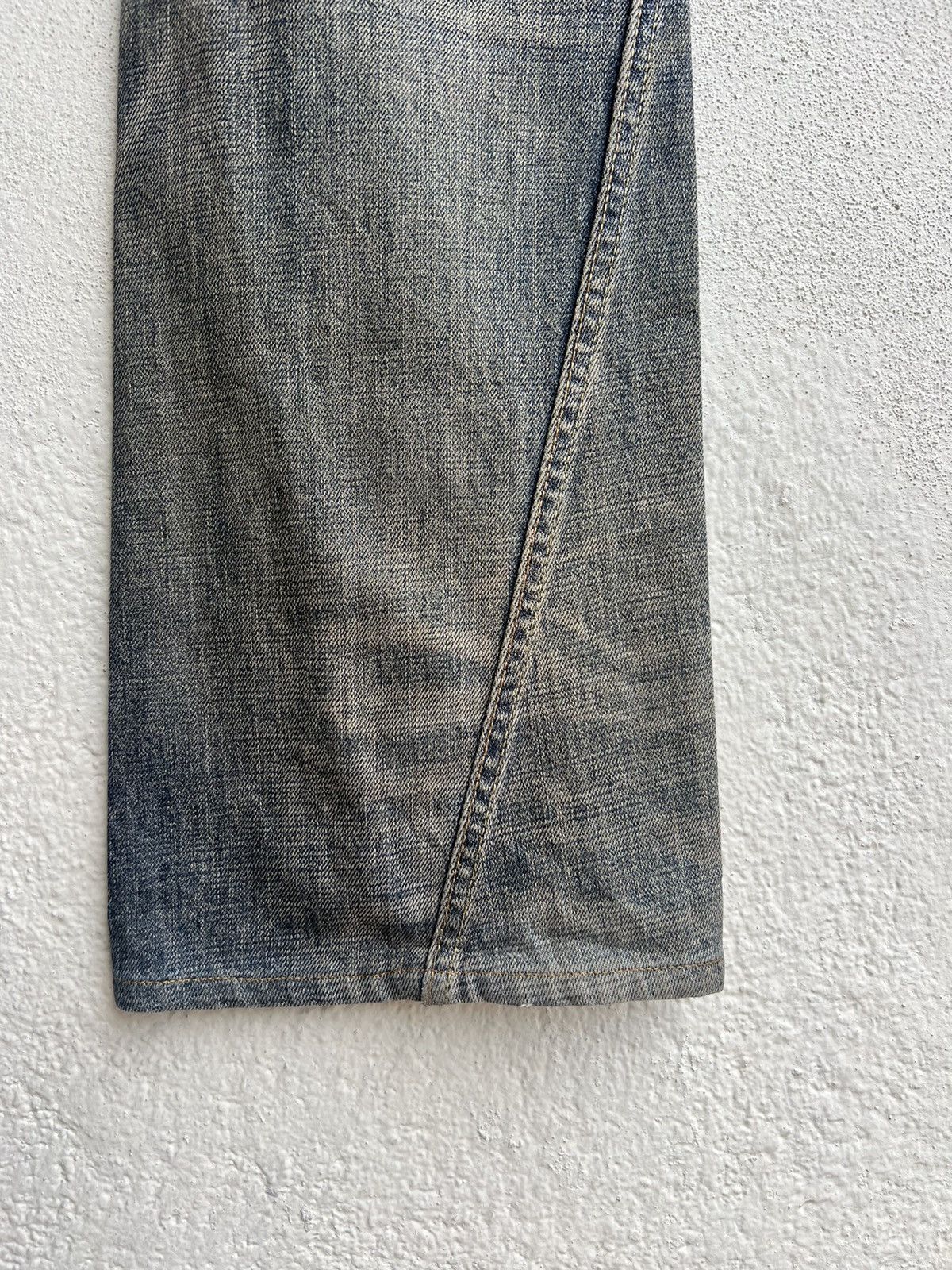 Vintage Vintage Tornado Mart Japan Distress Mud Denim Flare Jeans Size US 31 - 19 Thumbnail
