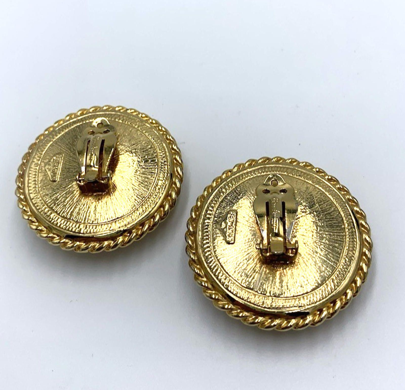 Other Ben Amun Nautical Anchor Round Gold Tone Clip-On Earrings Size ONE SIZE - 3 Thumbnail