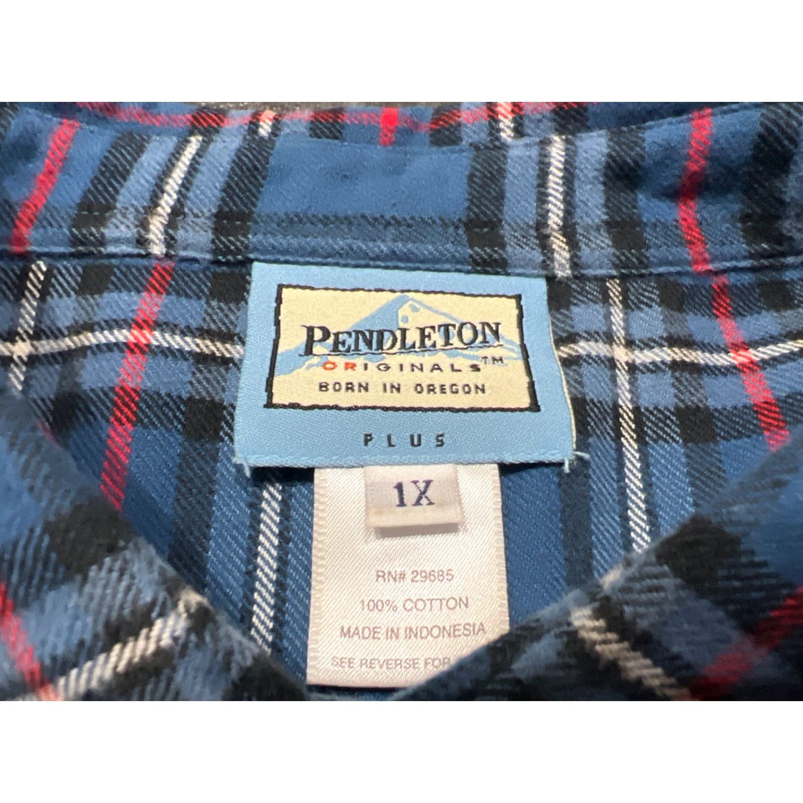 Pendleton VINTAGE Pendleton Flannel Shirt Women's Long Sleeve Button-Up Plaid Pocket XL Blue Size XL / US 12-14 / IT 48-50 - 7 Thumbnail