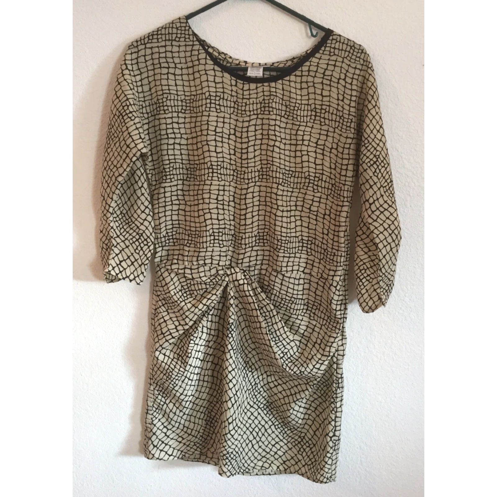 Anthropologie Esley Anthropologie Dress S 3/4 Sleeve Women’s Short Multicolor Geometric Zip Side Mini Dress B367 Size S / US 4 / IT 40 - 2 Thumbnail