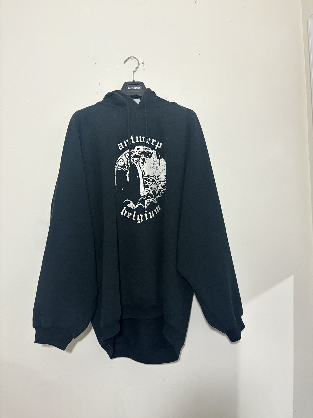 Raf Simons Raf simons aw2001 “riot riot riot” antwerp hoodie | Grailed