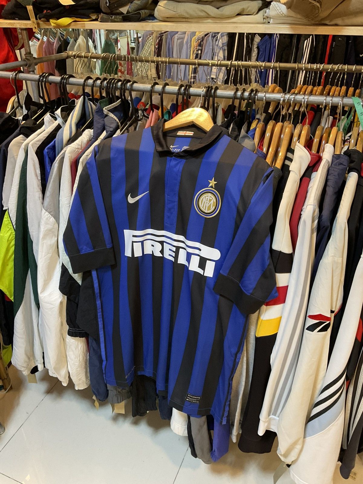 Nike 2014-2015 Inter Milan Home Kit Zanetti 4 Size US M / EU 48-50 / 2 - 1 Thumbnail
