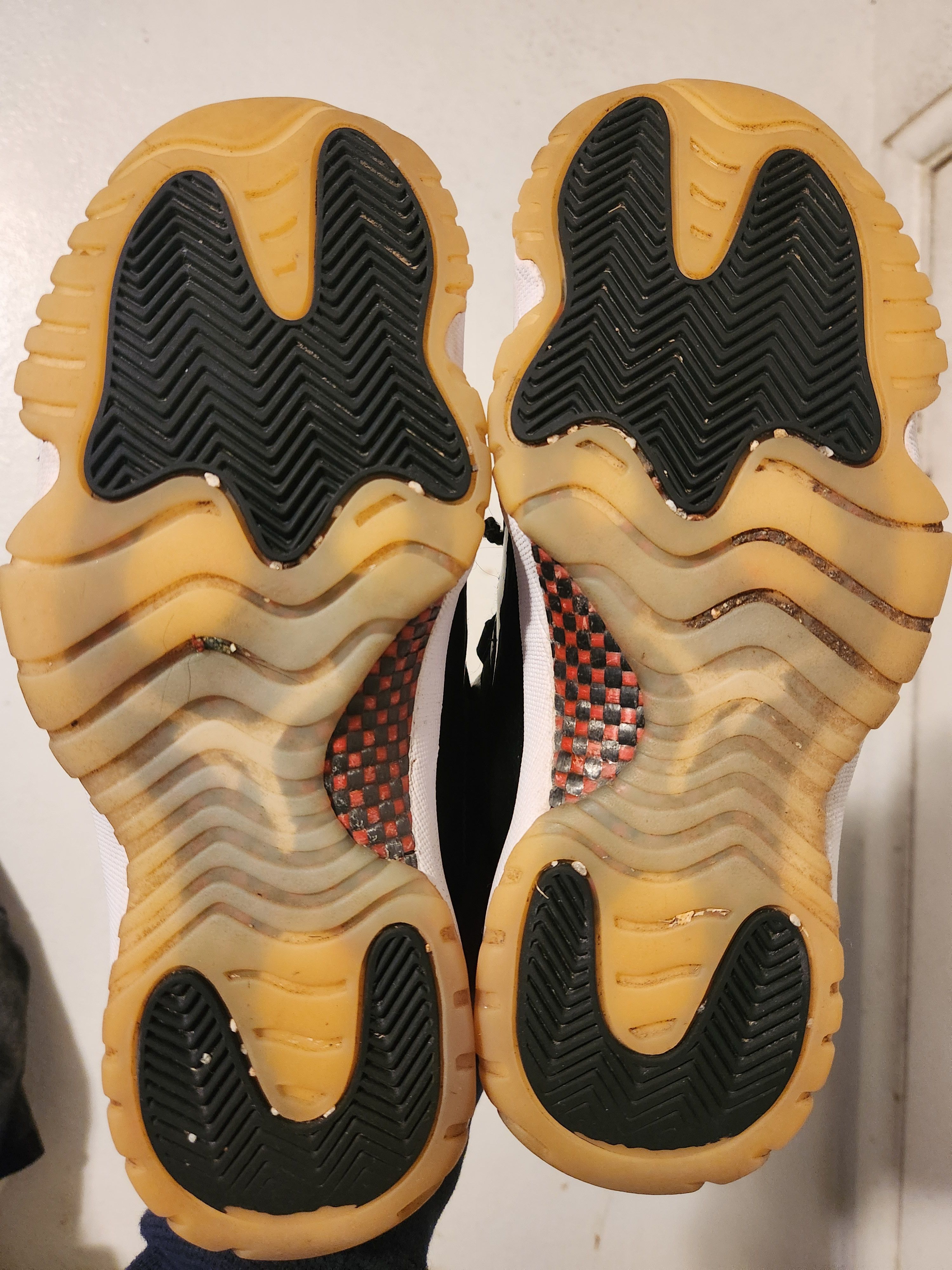 Jordan Brand Air Jordan 11 retro low "72-10" Size US 8 / EU 41 - 6 Thumbnail