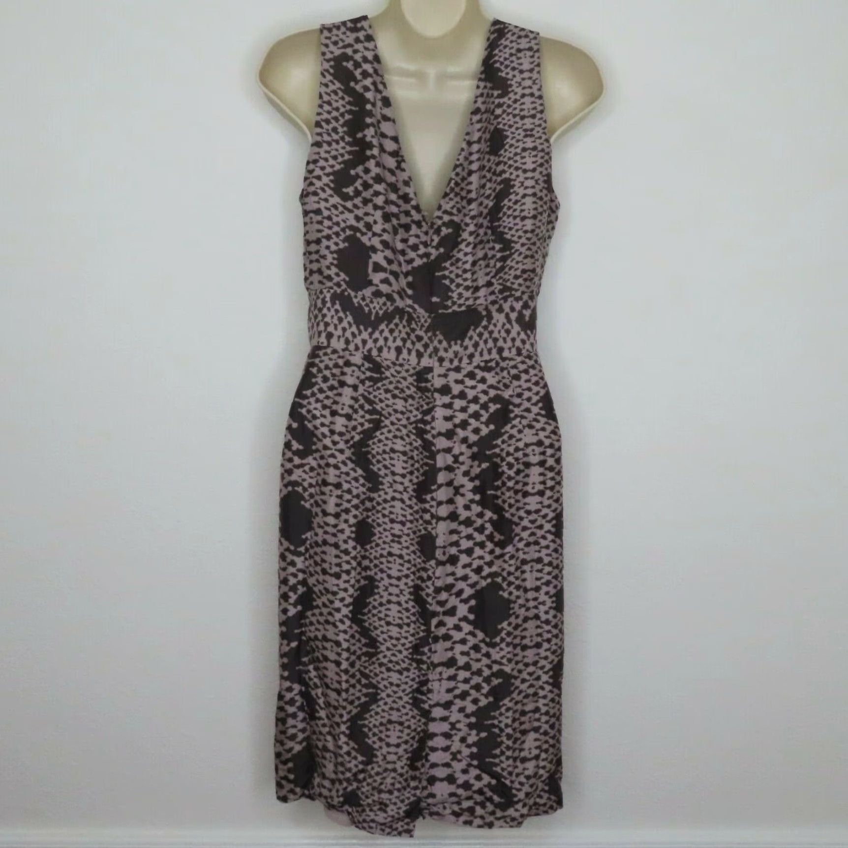 Banana Republic Banana Republic Womens 4 Snakeskin Snake Print Silk Pleated V Neck Sheath Dress Size S / US 4 / IT 40 - 4 Thumbnail