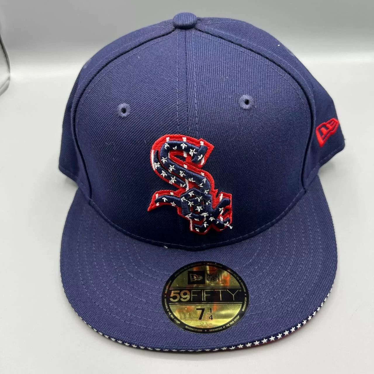 New Era Chicago White Sox Hat Men 7 1/4 59Fifty New Era Fitted Cap Size ONE SIZE - 1 Thumbnail