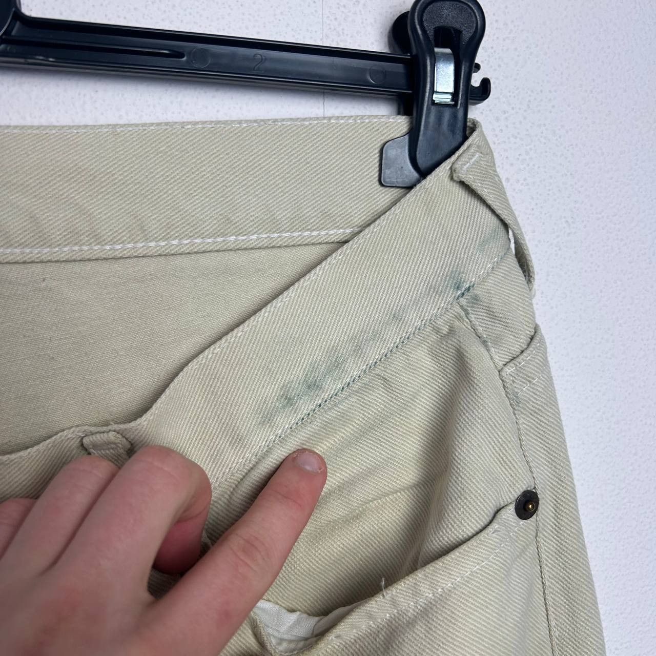 Levi's Vintage Clothing Vintage Levis 501xx Made In USA beige denim jeans Size US 34 / EU 50 - 12 Thumbnail