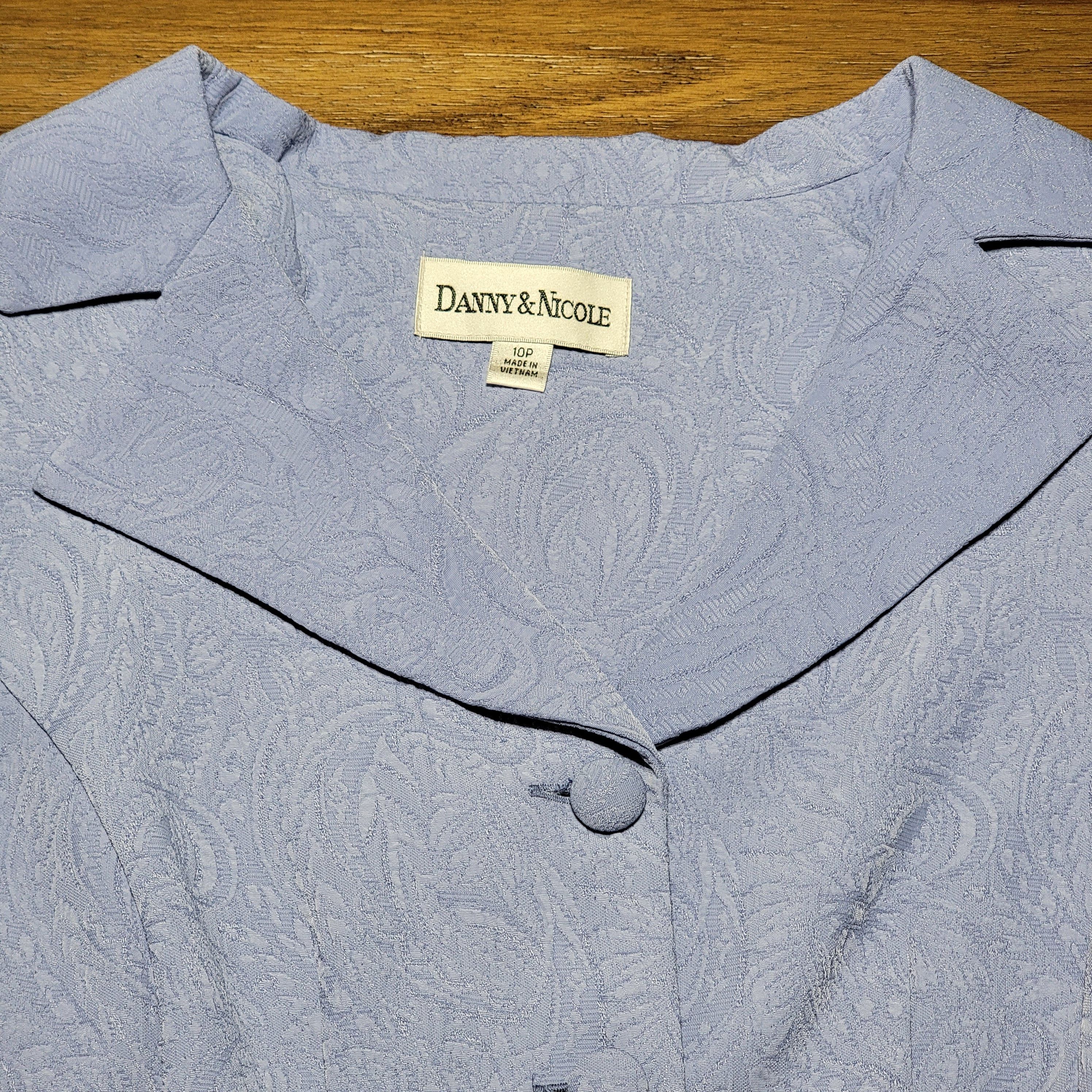 Other Danny & Nicole 2 Pc Lavender Top & Skirt - Size 10P NWT Size L / US 10 / IT 46 - 2 Thumbnail