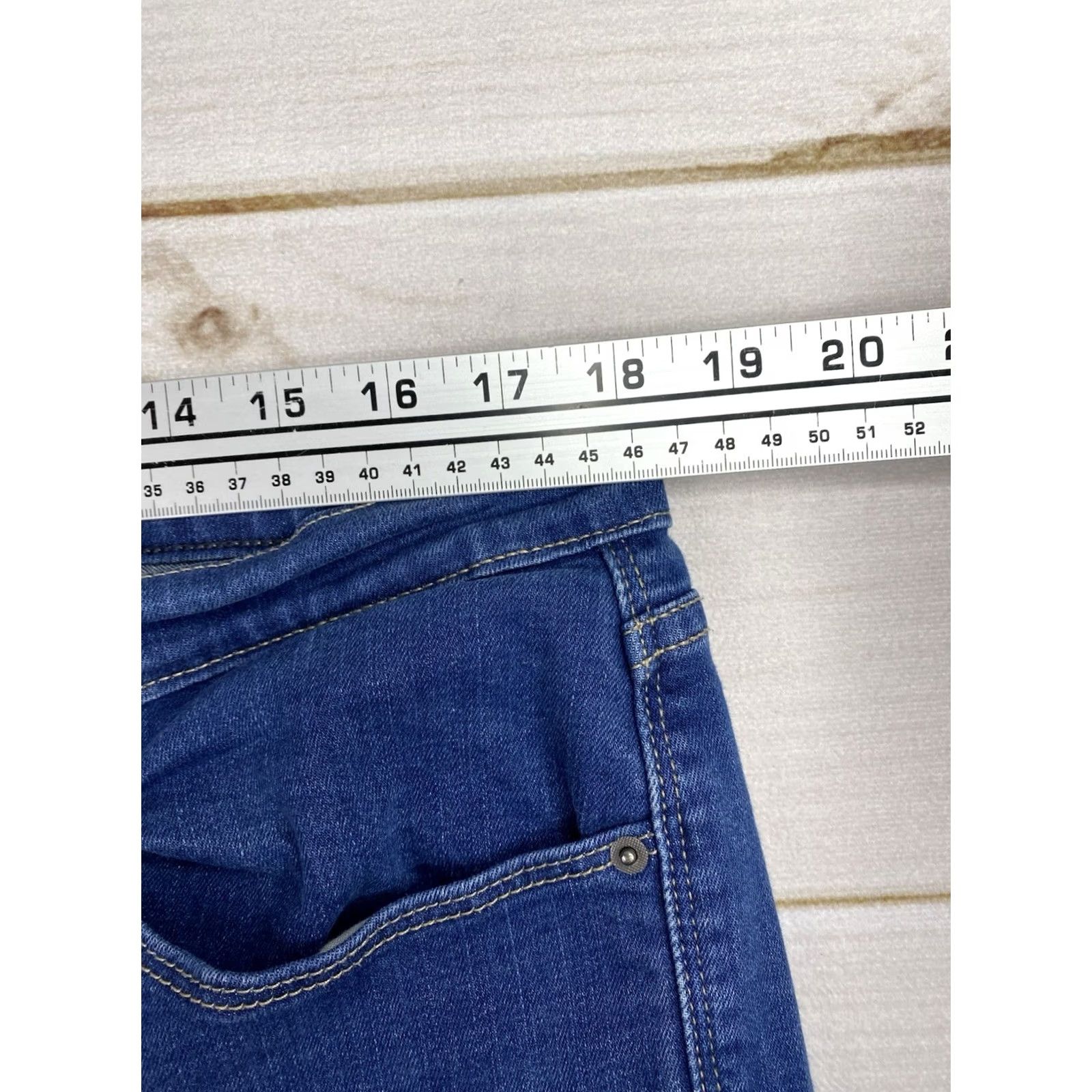 Levi's Levi's 515 Jeans Womens 16 Blue Denim Dark Wash Bootcut Regular Inseam 31" 5-Pocket Cotton Blend Stretch Denim Jeans Size 38" / US 16 / IT 52 - 4 Thumbnail