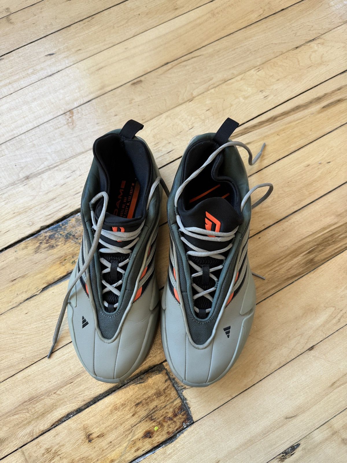 Adidas Dame 9 silver pebble Size US 11 / EU 44 - 2 Thumbnail