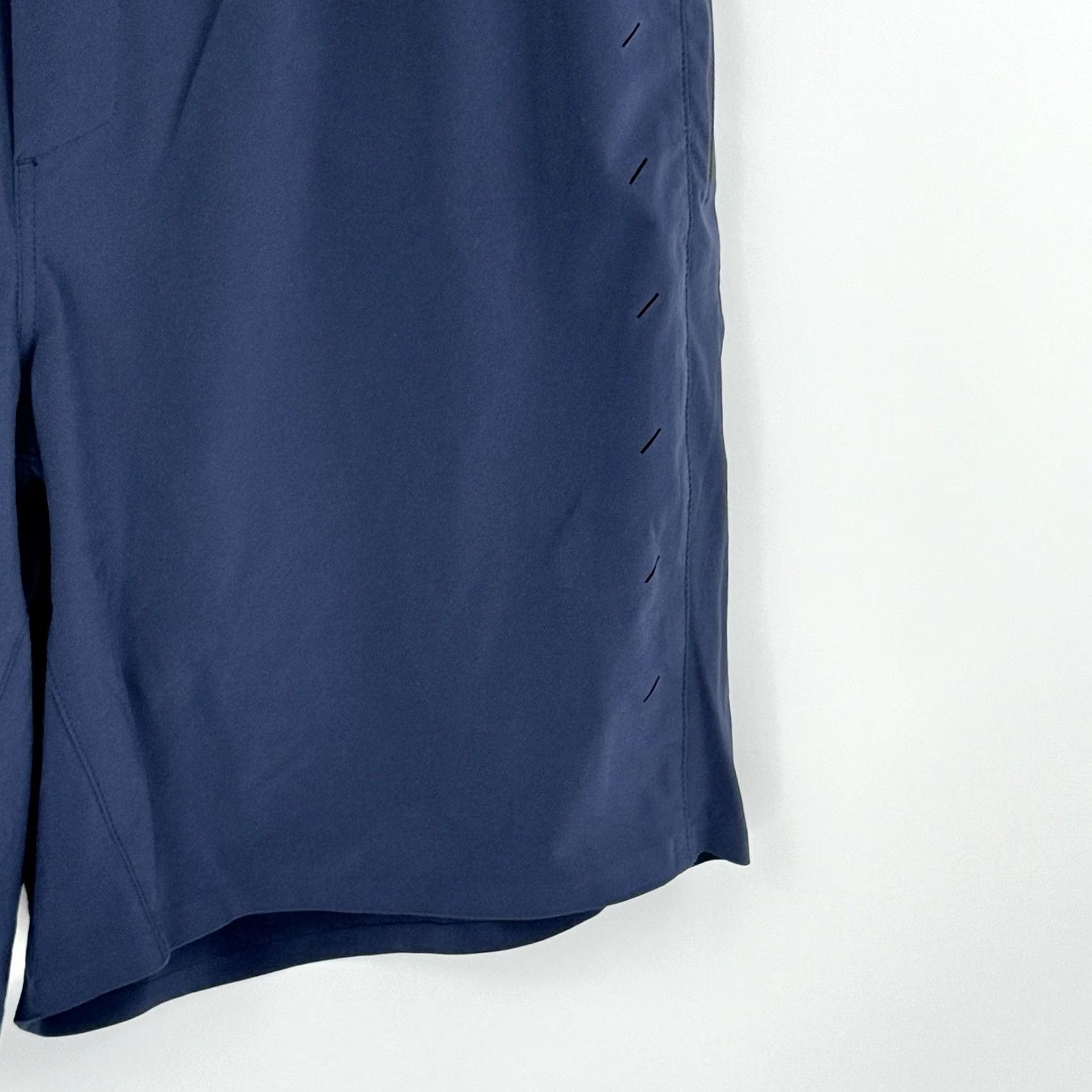 Ten Thousand Ten Thousand Interval Shorts Mens Large Blue Navy 7” Lined Performance Gym Size US 32 / EU 48 - 2 Thumbnail